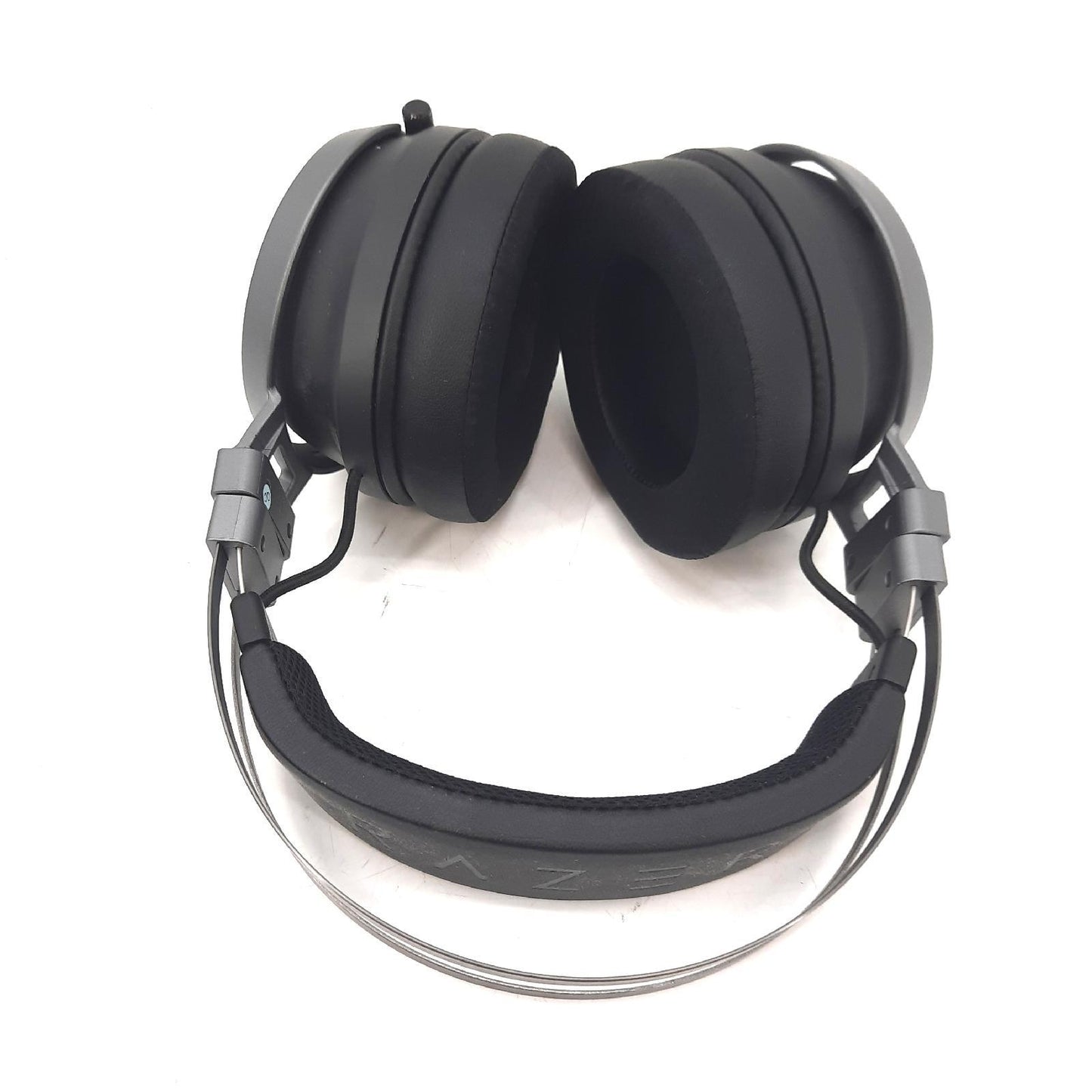 Razer Nari Ultimate: Gaming-Headset mit THX-räumlichem Audio, Kü - Unvollständig