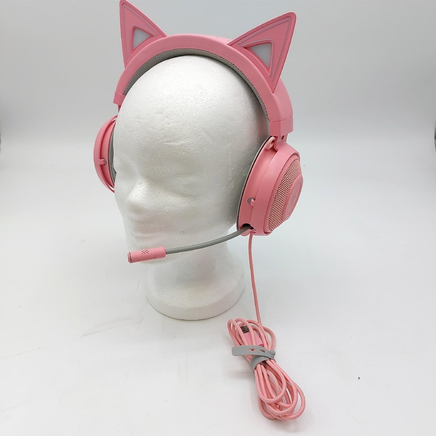 Razer Gaming Headset Kraken Katzenohr USB Chroma Design gebraucht Ohrpolster fehlen