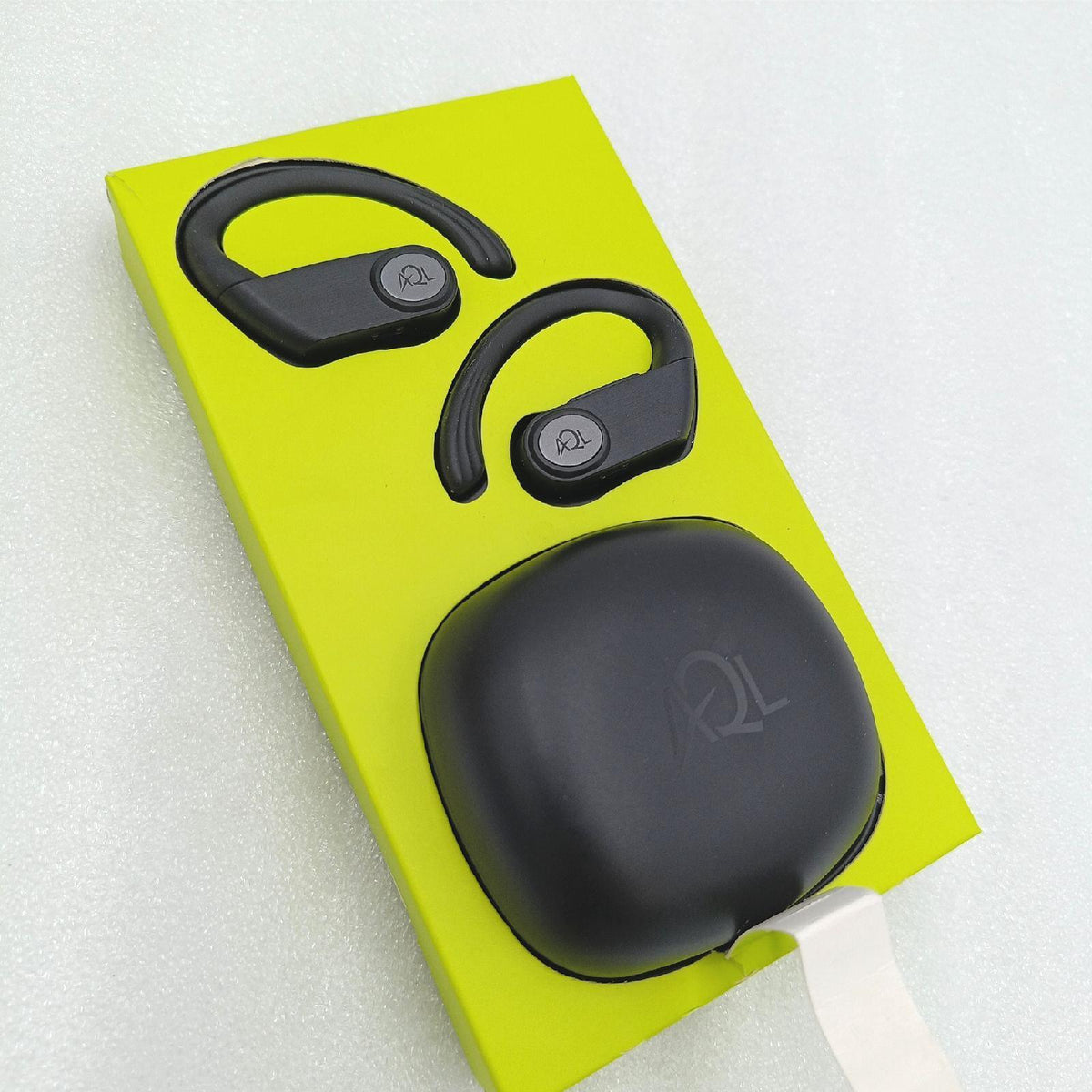 AQL Sport Boost Charge Bluetooth-Kopfhörer Bluetooth-Sportkopfhörer – kabelloses Stereo – wasserdicht – Ladekoffer für 5 Aufladungen – Schwarz