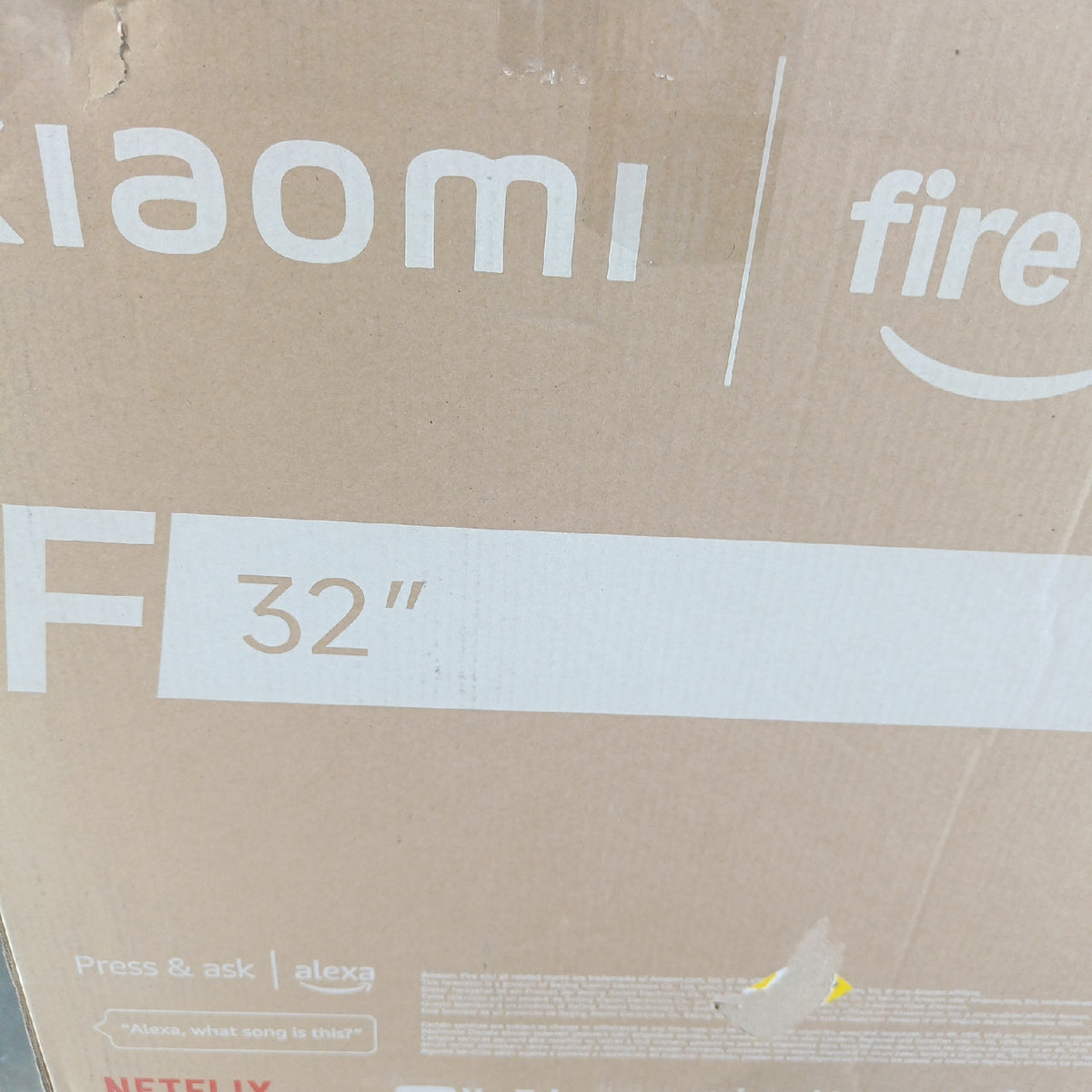 XIAOMI TV F 32 32 pollici 81 cm HD Smart TV Fire TV, Triple Tuner DVB-C - Defekt