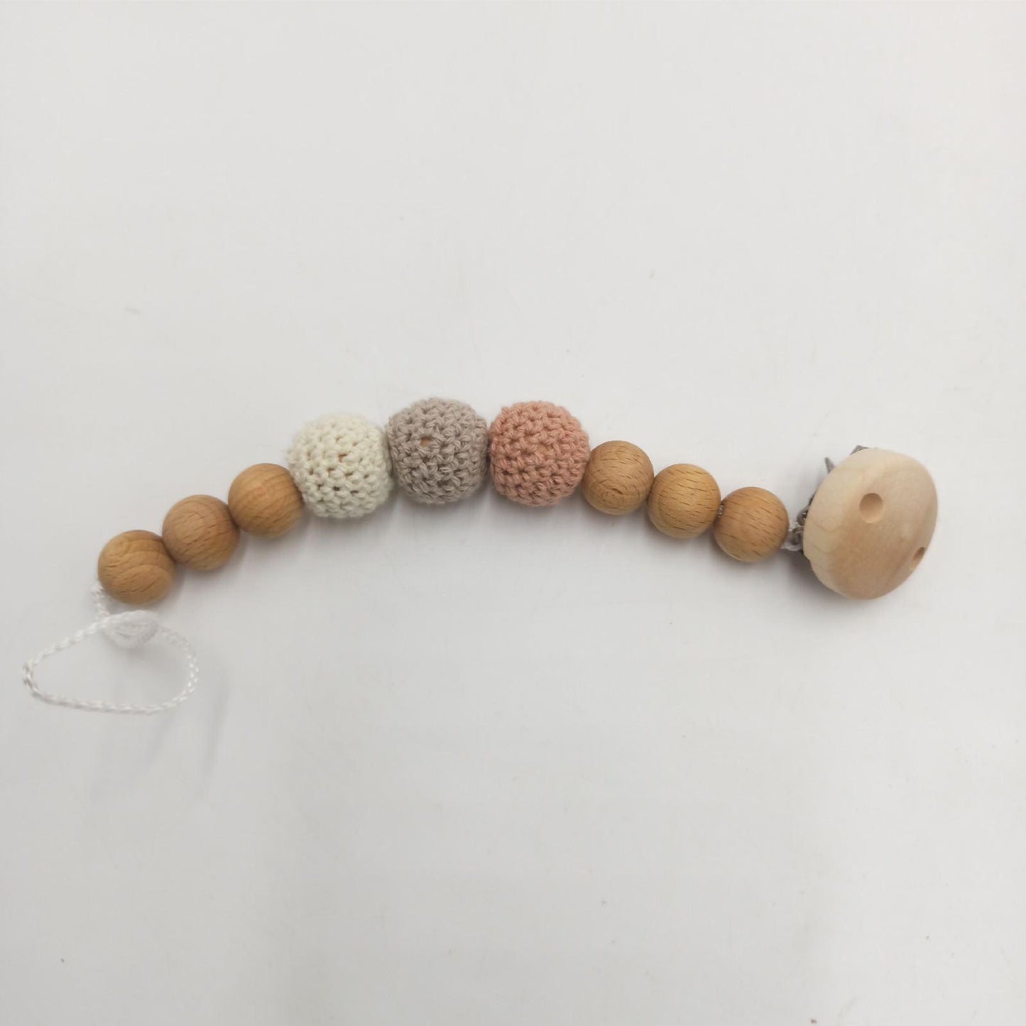 Carybe Schnullerkette Holz Bienenwachs häkeln Kinder Geschenk Braun kreativ