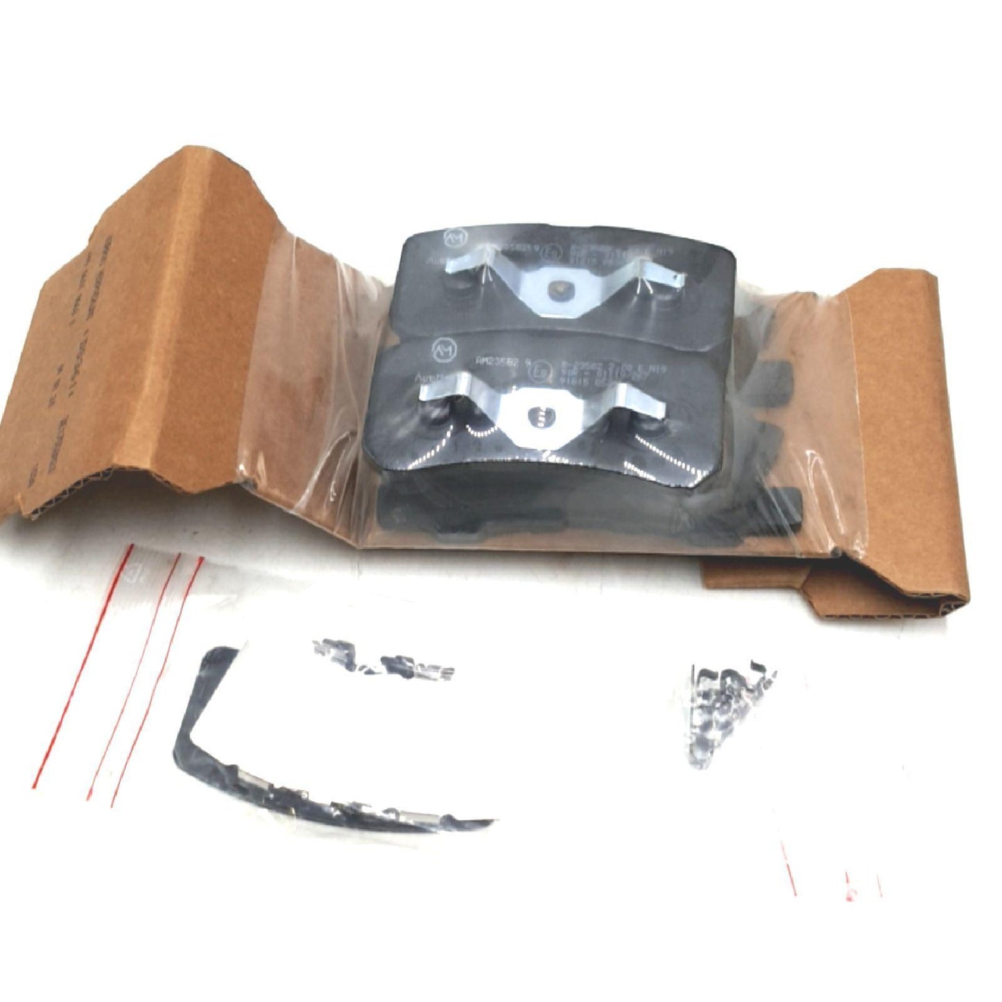 AutoMentum AM23582.9 Bremsbelagsatz 4-teilig für MITSUBISHI RVR (GA_W_) 2010- Hinterachse und andere Fahrzeuge