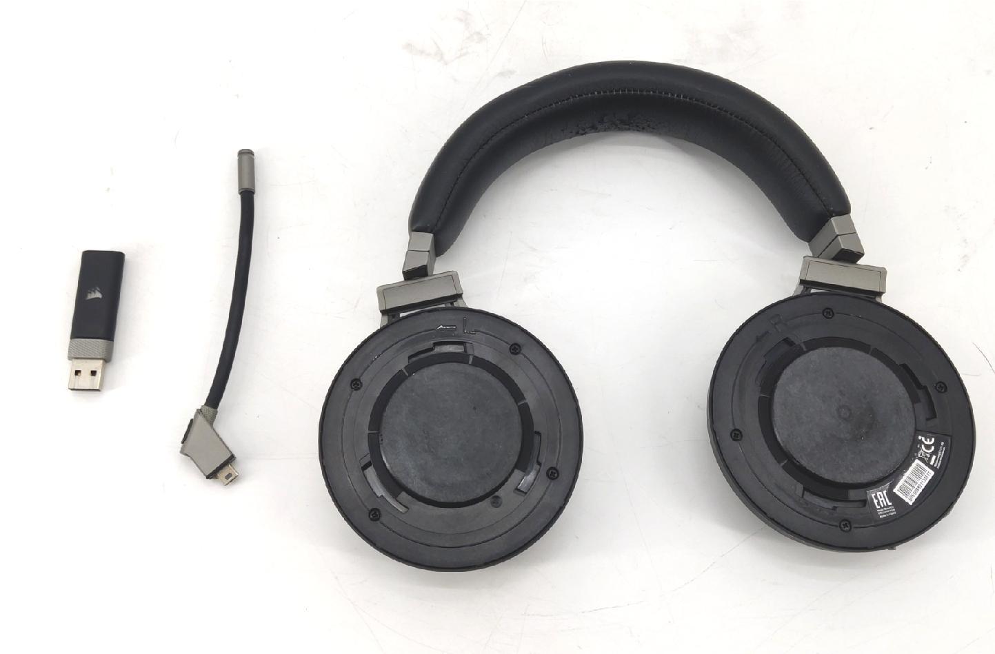 Corsair Virtuoso RGB Wireless High Fidelity Gaming Headset 7 1 fehlt Zubehör leichte Spuren