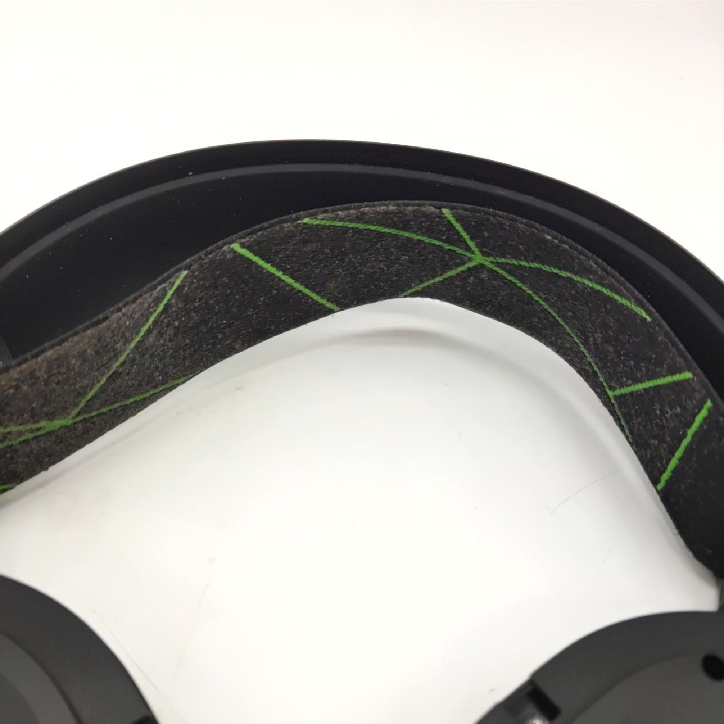 SteelSeries Arctis 9x Eingebaute Xbox Wireless Bluetooth Gebrauchsspuren Ohne Ohrpol