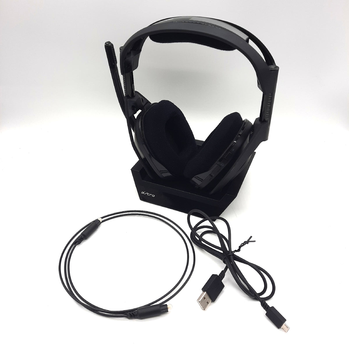 ASTRO Gaming A50 Wireless Headset + Gaming-Ladestation-Defekt-falsche Ladestation