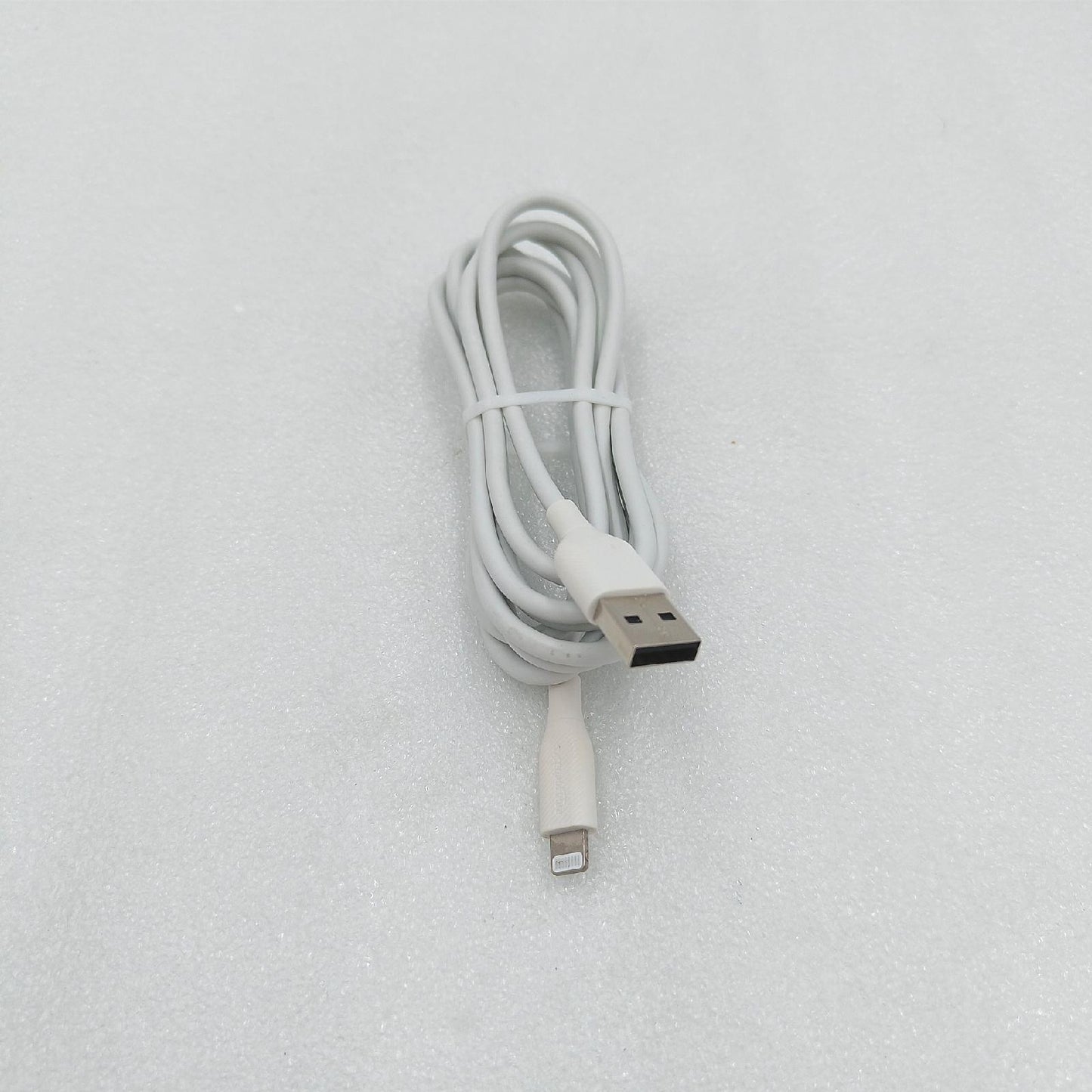 Amazon Basics Verbindungskabel Kabel Zubehör Iphone Langlebig Weiß 1 8 Meter
