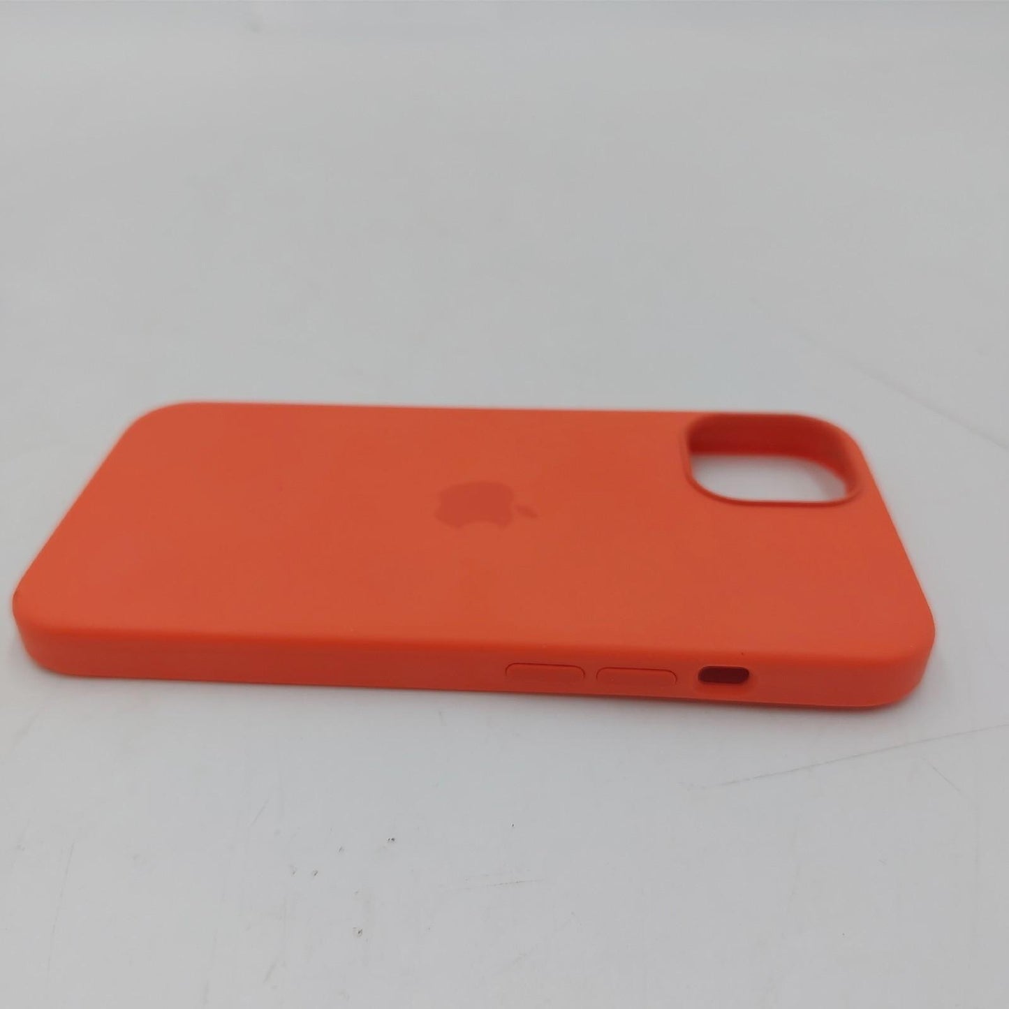 Apple Silikon Case Handyhülle Zubehör iPhone 13 MagSafe kompatibel Schutzhülle