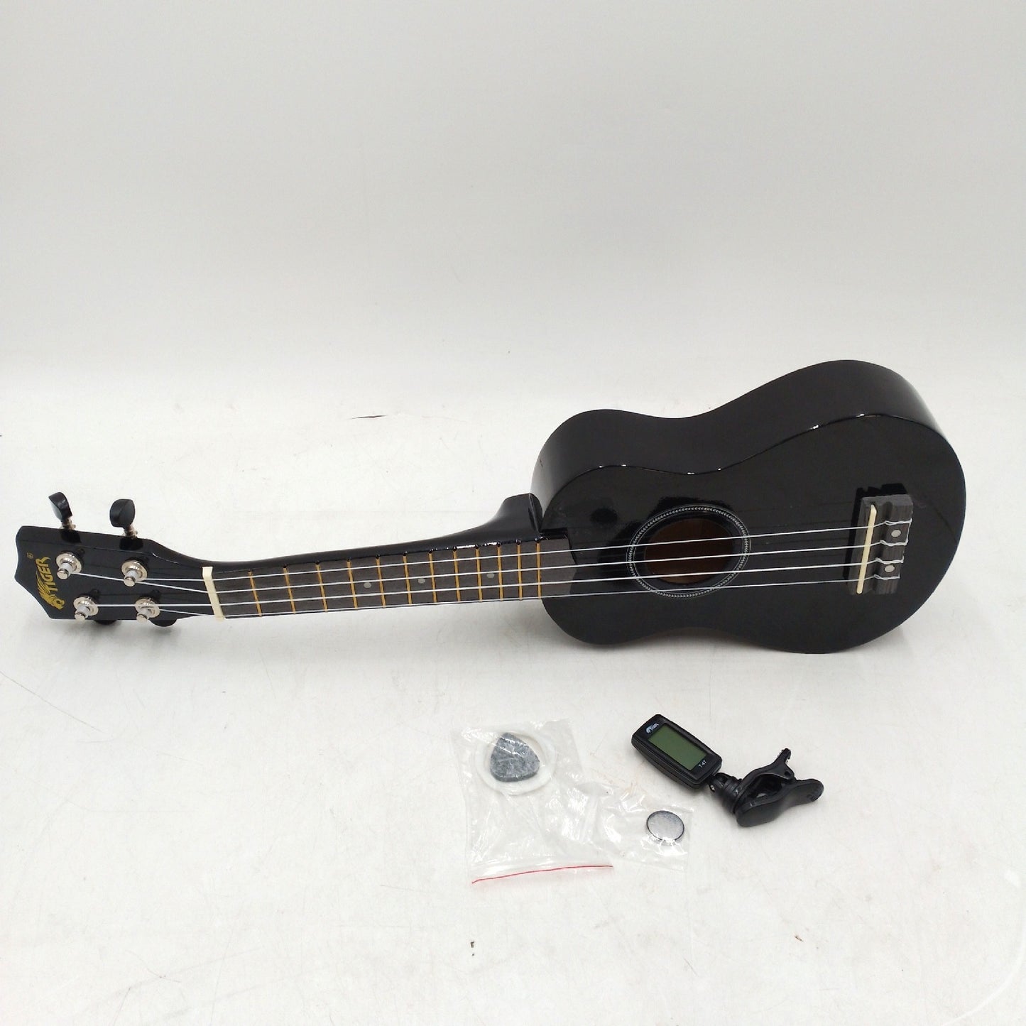 Tiger Ukulele Kit Ukulelen Anfänger Sopran Ukulele Stimmgerät Set für Anfänger