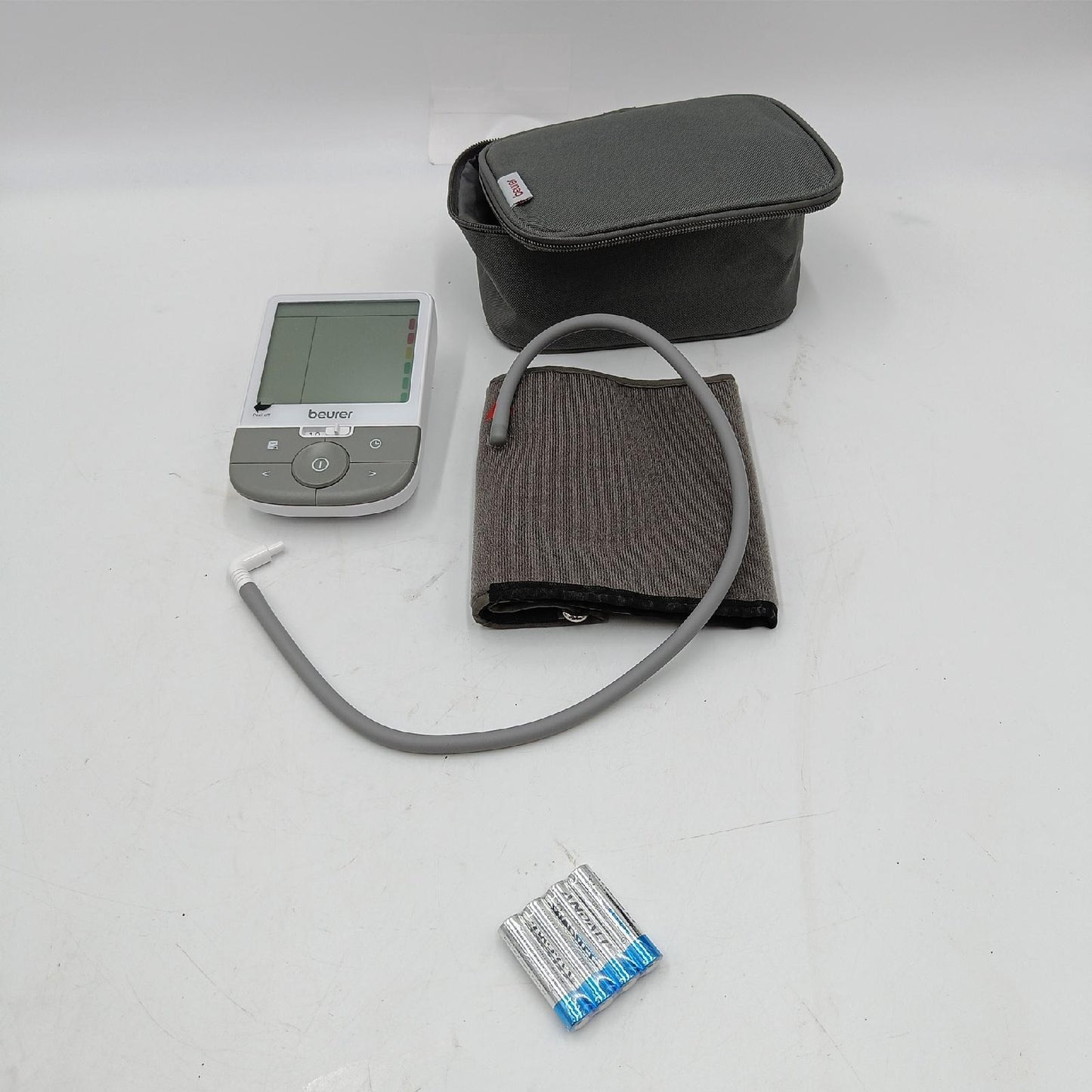 Beurer Blutdruckmessgerät Medizinische Geräte BM 53 Oberarm Manschette Präzision