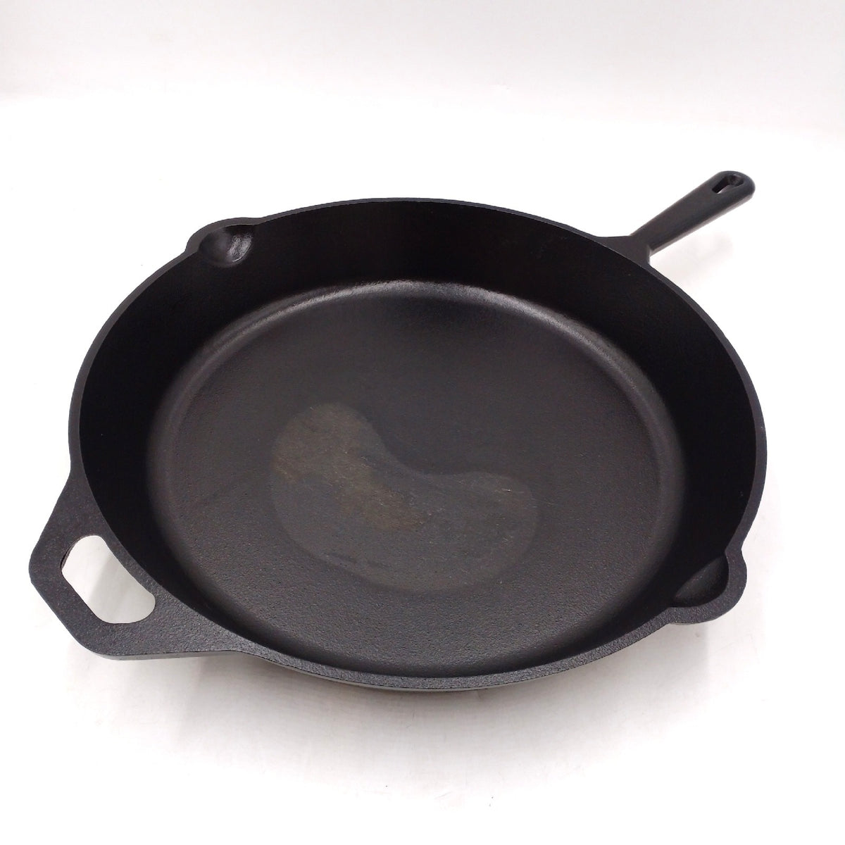 Amazon Basics Bratpfanne Stiel Gusseisen 381 cm Schwarz eingebrannt Beschädigt