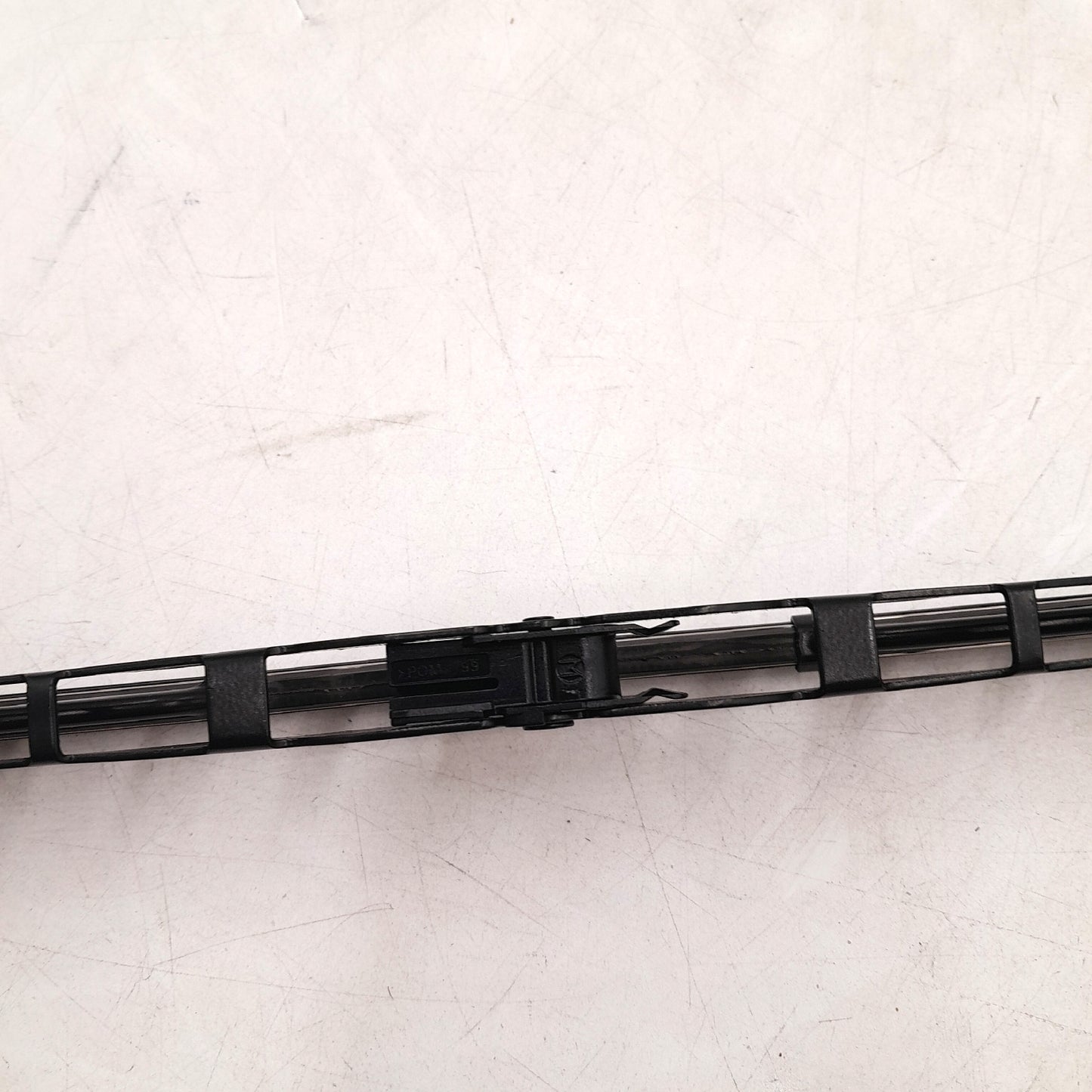 Bosch Scheibenwischer Autozubehör 3 397 010 302 Twin Schwarz
