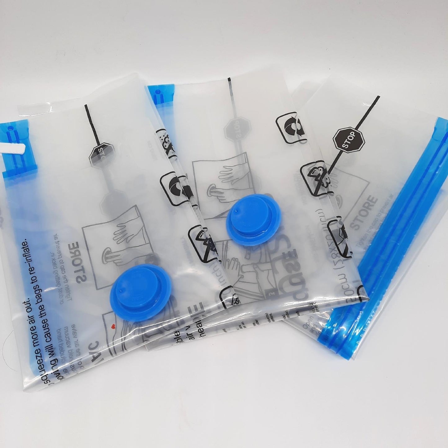 Amazon Basics Vakuumbeutel Wohnung Aufbewahrung Mittelgroß Handpumpe Luftdicht Ventil 5er Pack