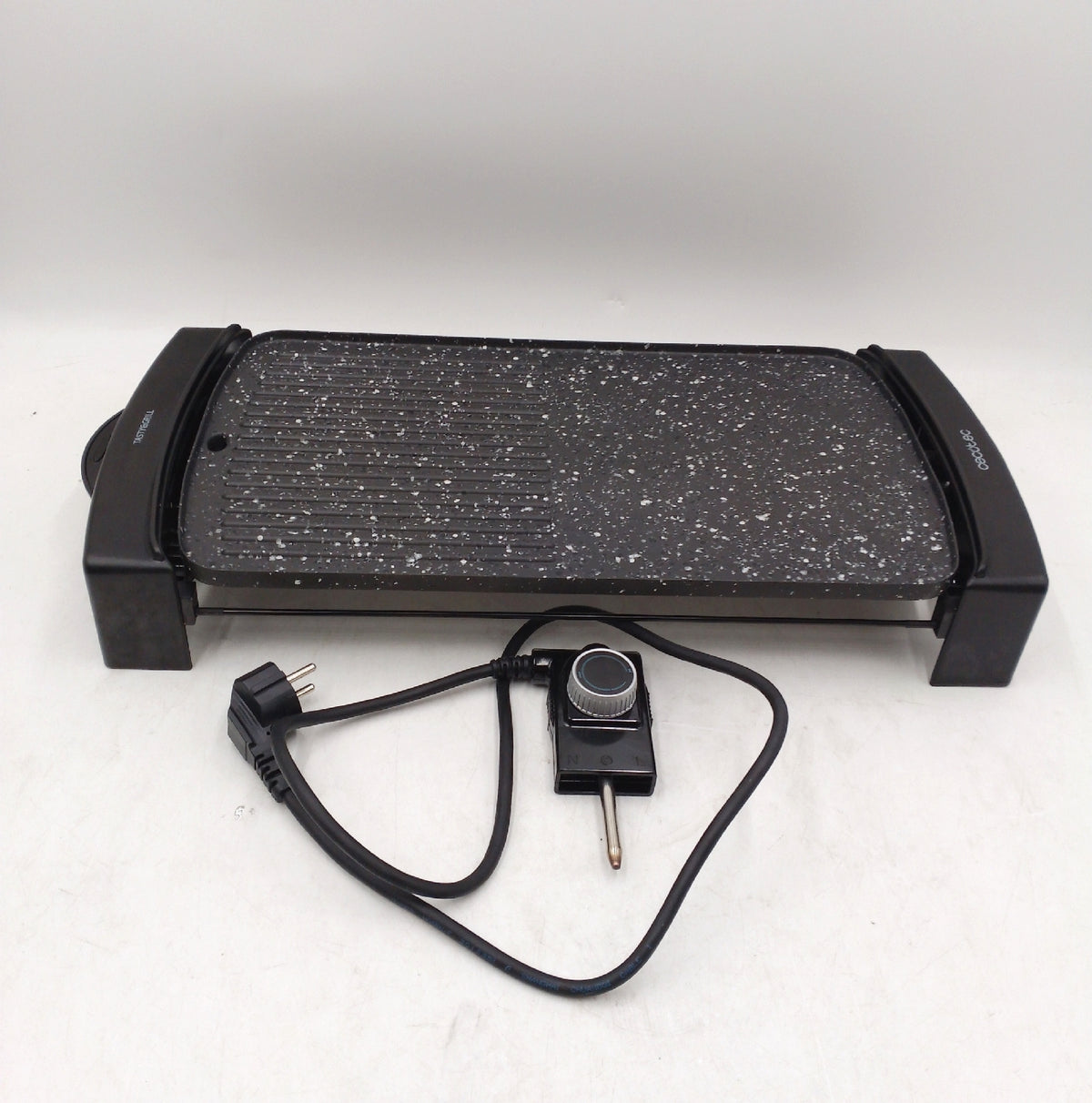 Cecotec Heizplatte Grillgeräte Tasty Grill 2500 Rock Wasser Mix Grill vielseitig indoor