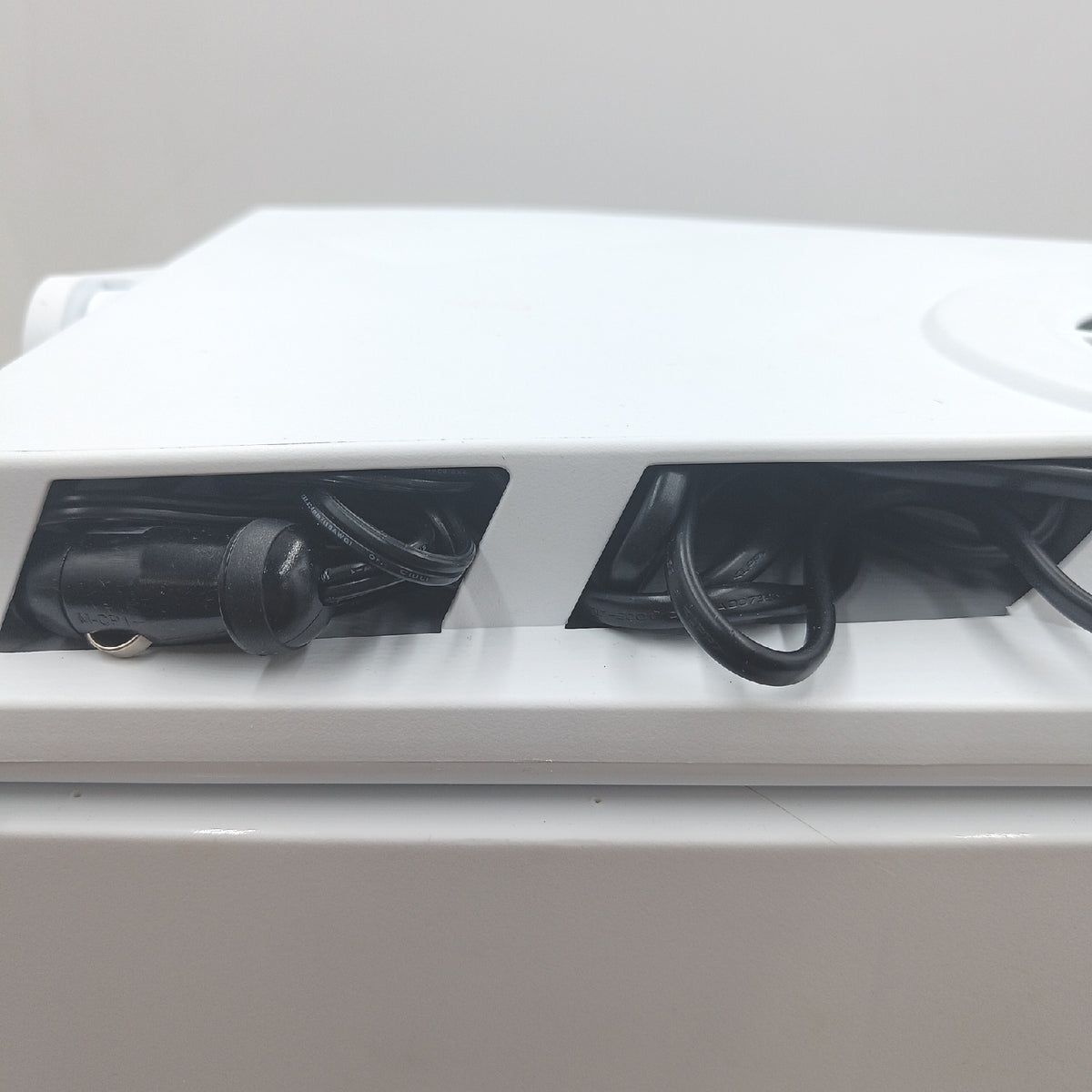 Mobicool ME27 elektrische Kuehlbox 12V 26L weinrot Trans