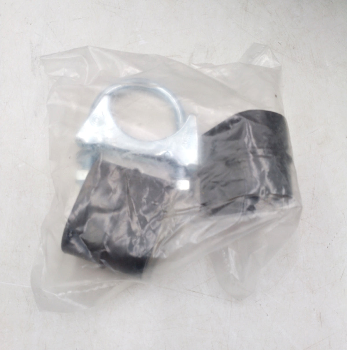 HELLA Endschalldämpfer Auspuffanlage Auto Easy2Fit Kit hinten einte