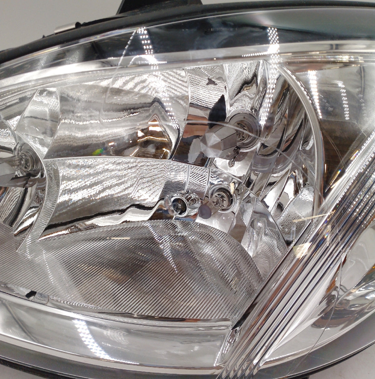 Hella Scheinwerfer Auto Ersatzteile Vito Mixto Box W639 Beleuchtung Zubehör