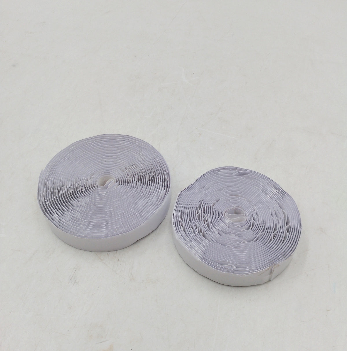 IPEA Klettband Selbstklebend Weiß 5 Meter 20 mm Breit Extra Starker Kleber