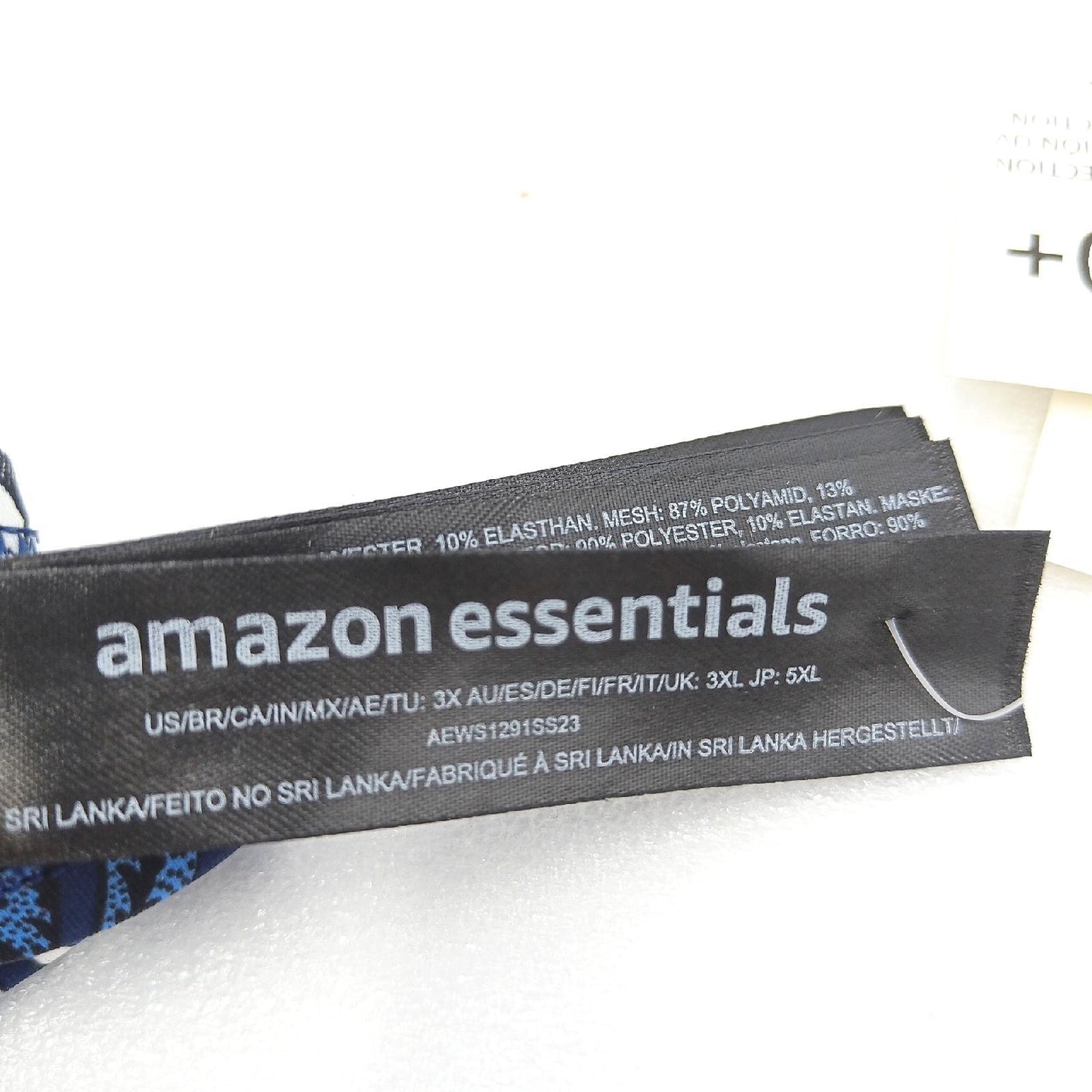 Amazon Essentials Badeoberteil Damenmode Große Größen 3XL Tiefblau Paisley Bademode