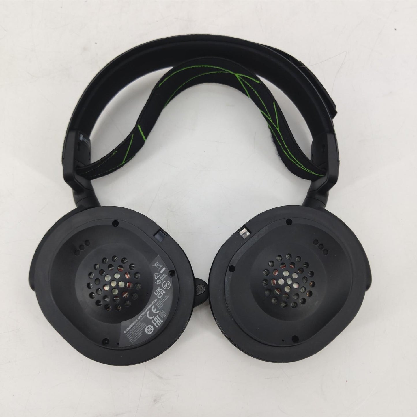SteelSeries arctis 9x - Eingebaute Xbox-Wireless- und Bluetooth Konnekt - Defekt