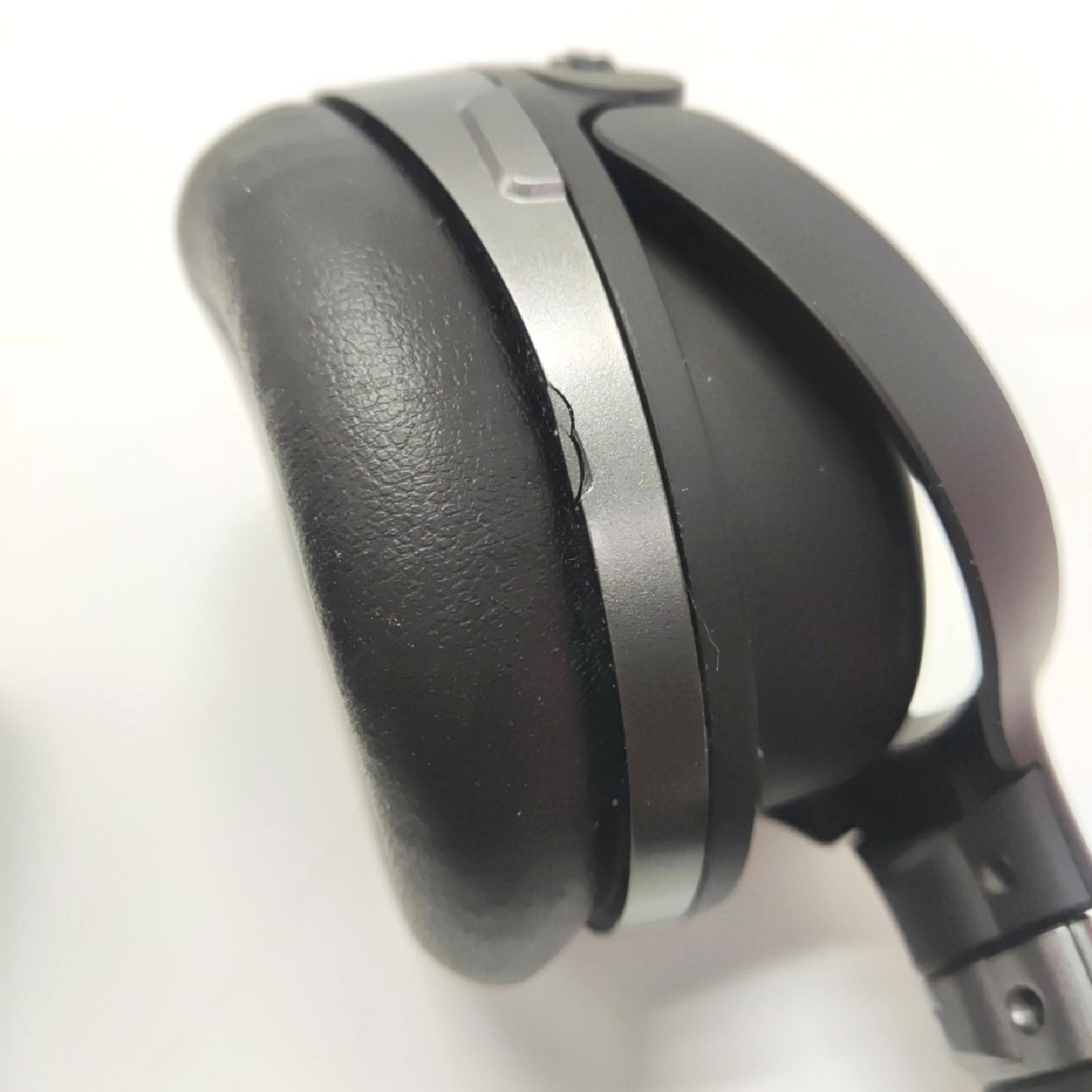 HyperX Cloud Orbit S Gaming Headset mit Waves Nx 3D Audio Ohraufliegend - Defekt