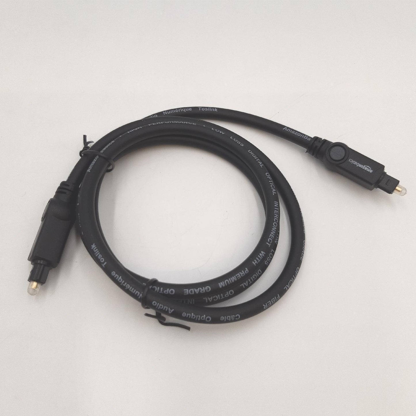 Amazon Basics Toslink Kabel Audio Zubehör Fernseher Digital hochwertig robust schwarz 1 m