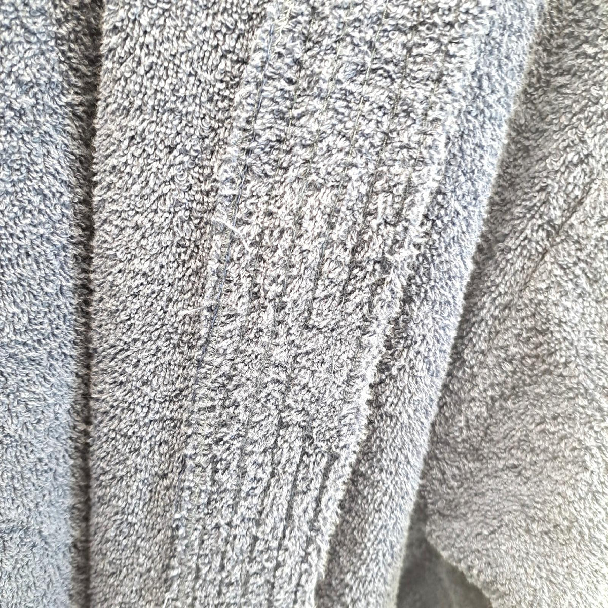 CelinaTex S-XXXL Bademantel Kapuze Uni lang aufgesetzte Taschen Damen Herren Unisex warm Frottee Baumwolle OEKO-TEX Montana