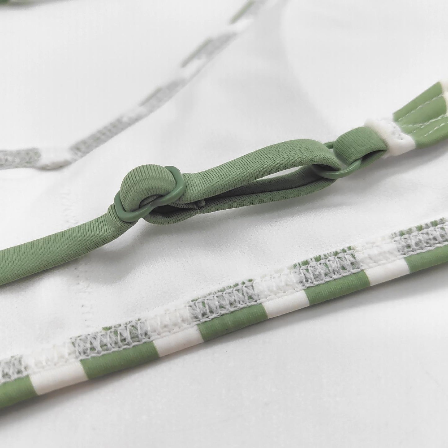 Roxy Bikini Badebekleidung Strandmode BICO TRI Basil Active RG Stripe Badespaß für Mädchen 16 Jahre