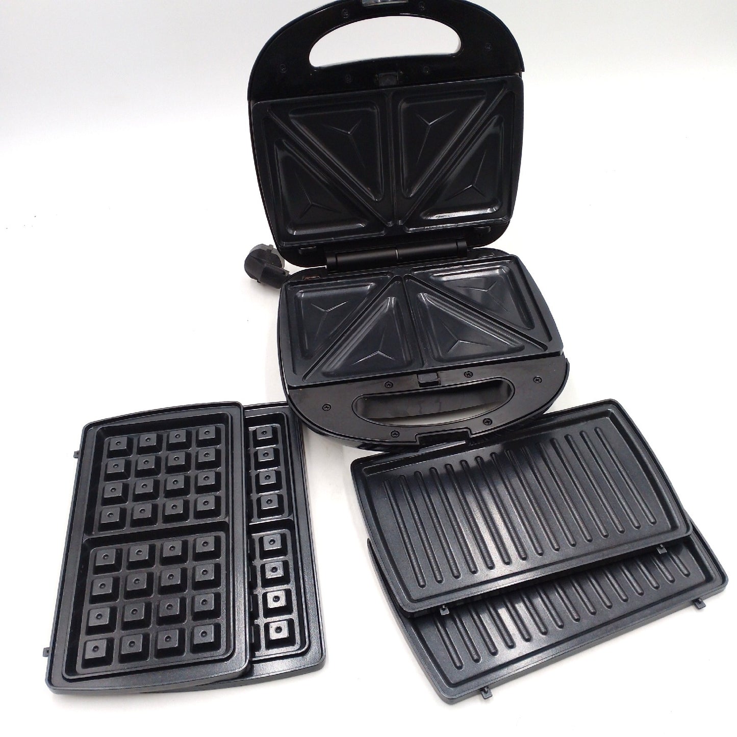 Amazon Basics Sandwichmaker Küchengeräte 3 in 1 Sandwichmaker Grill und Waffele