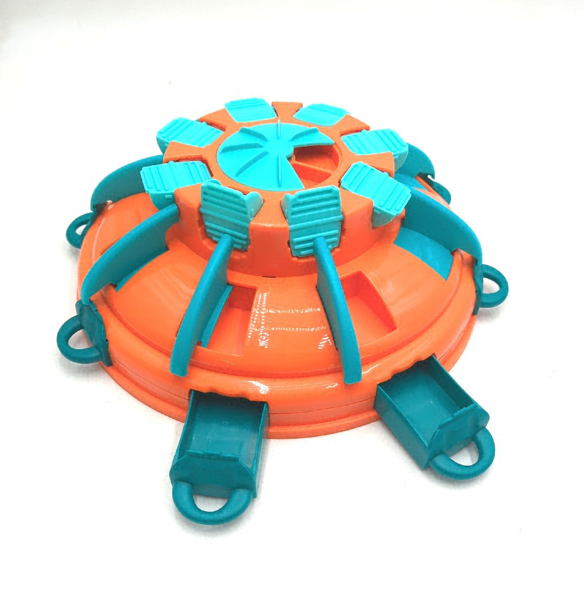 Outward Ho von Nina Ottosson Turm der Leckerlis Level 4 Experten Leckerli Puzzle fuer Hunde