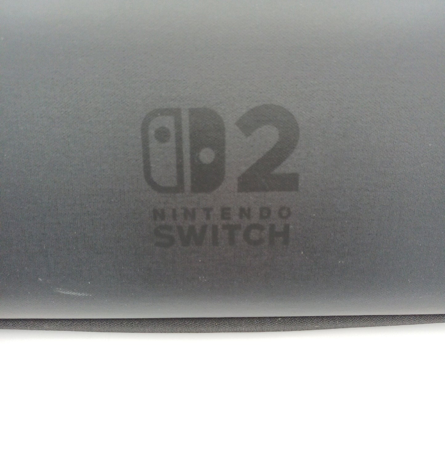 Nintendo Switch 2 Schutzhuelle mit Zuhoerfaecher ohne Displayfolie