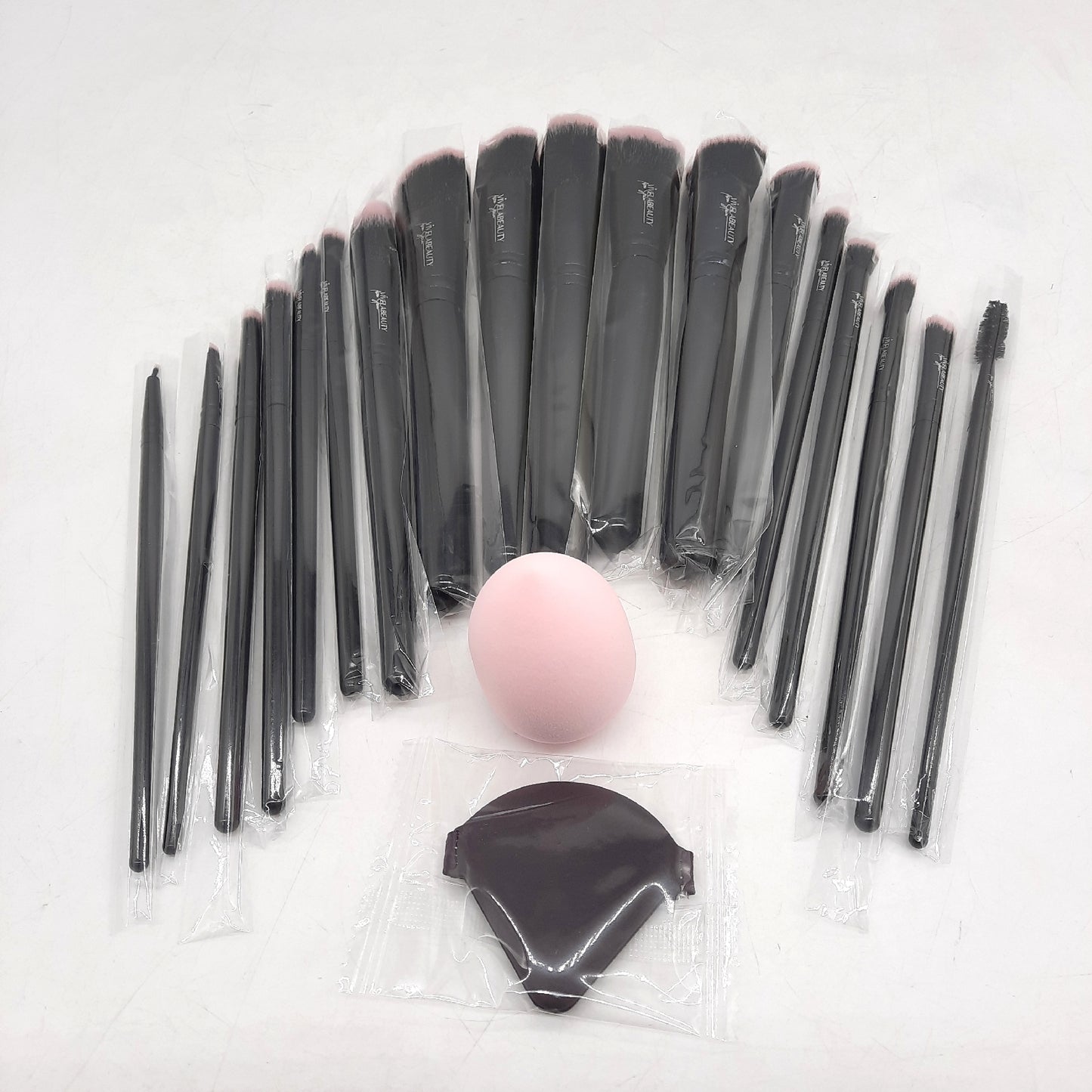 Make-up-Pinselset mit 18 hochwertigen synthetischen Make-up-Pinseln ? Professionelles Set für