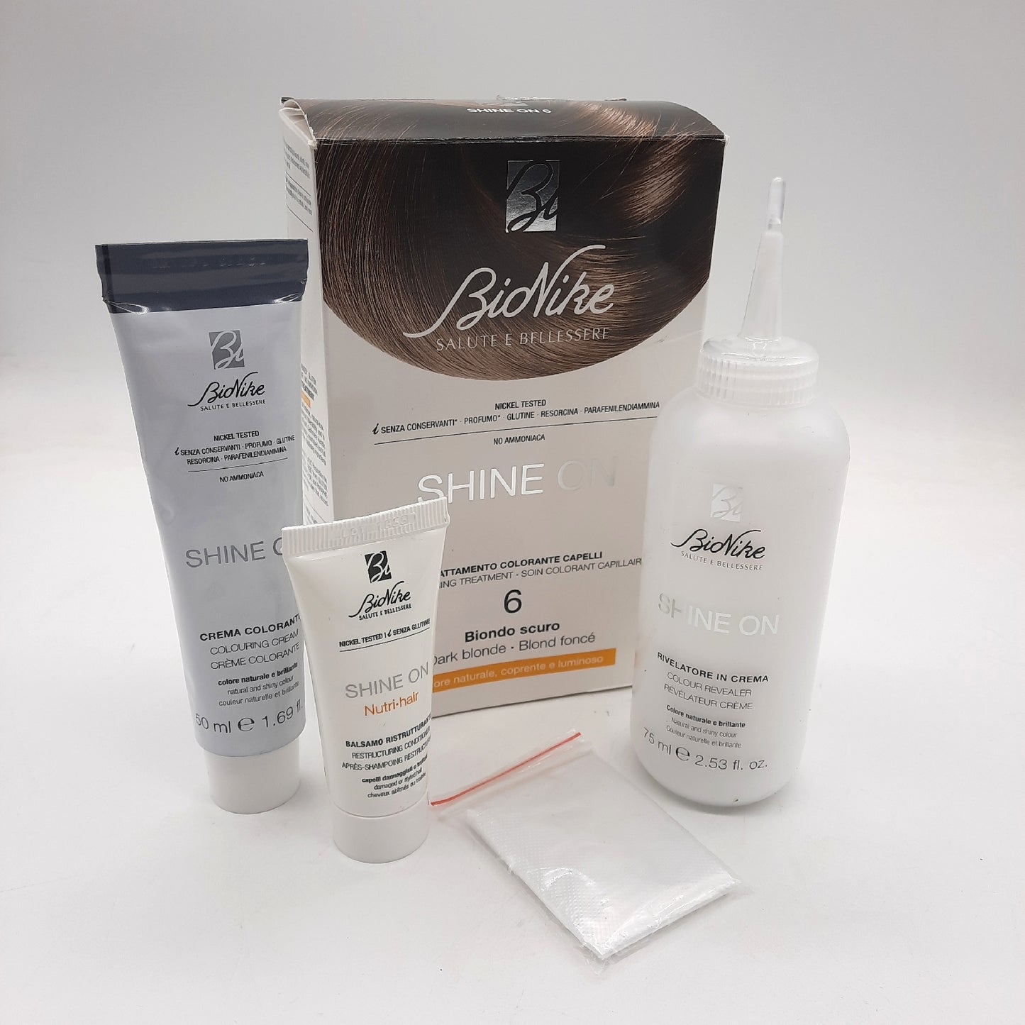 Bionike Shine On Haarfarbenbehandlung Nr. 6 Dunkelblondes Haarfarben-Set