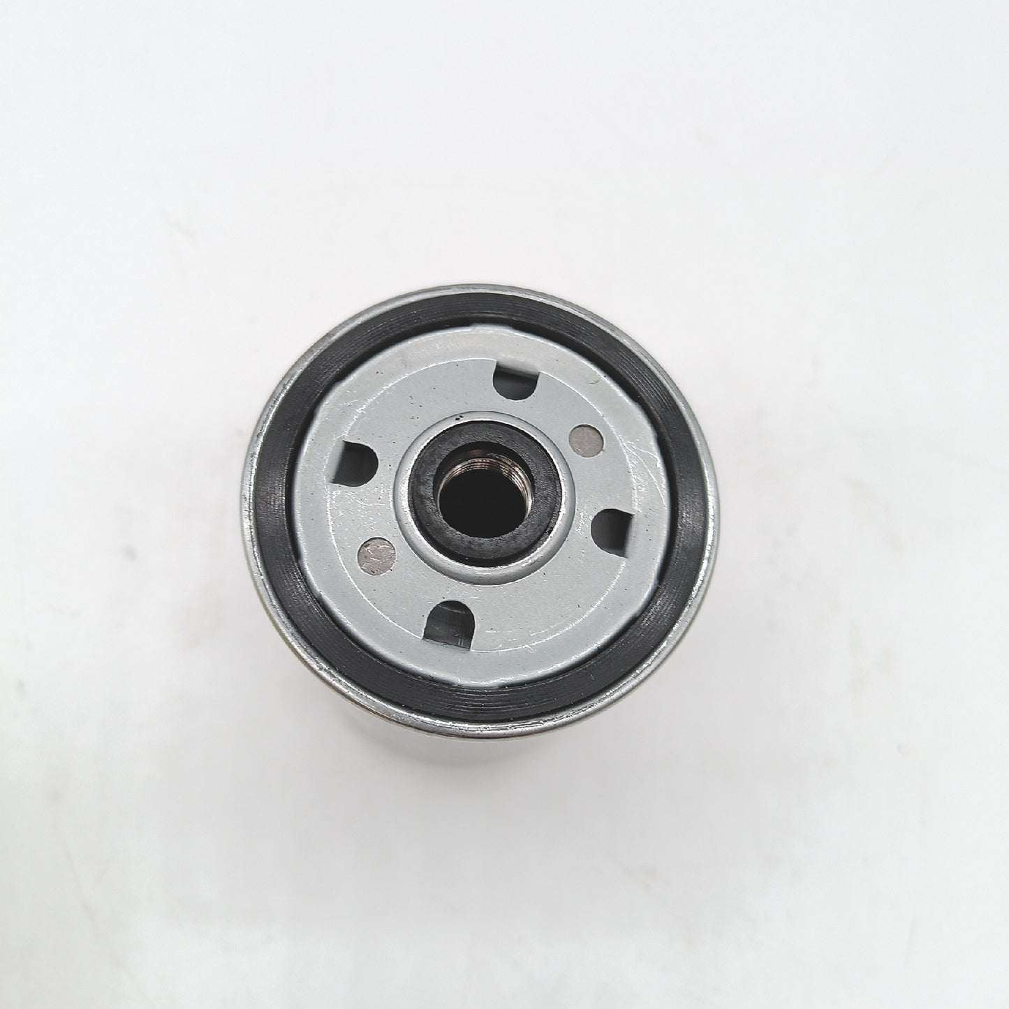 MANNFILTER Kraftstofffilter Auto Ersatzteile WK 8243 für Volvo Fahrzeuge speziell robust langlebig