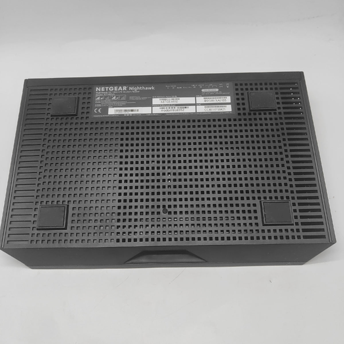 Netgear Nighthawk AC1900 LTE Modem Router USB SIM Defekt rote Power LED le