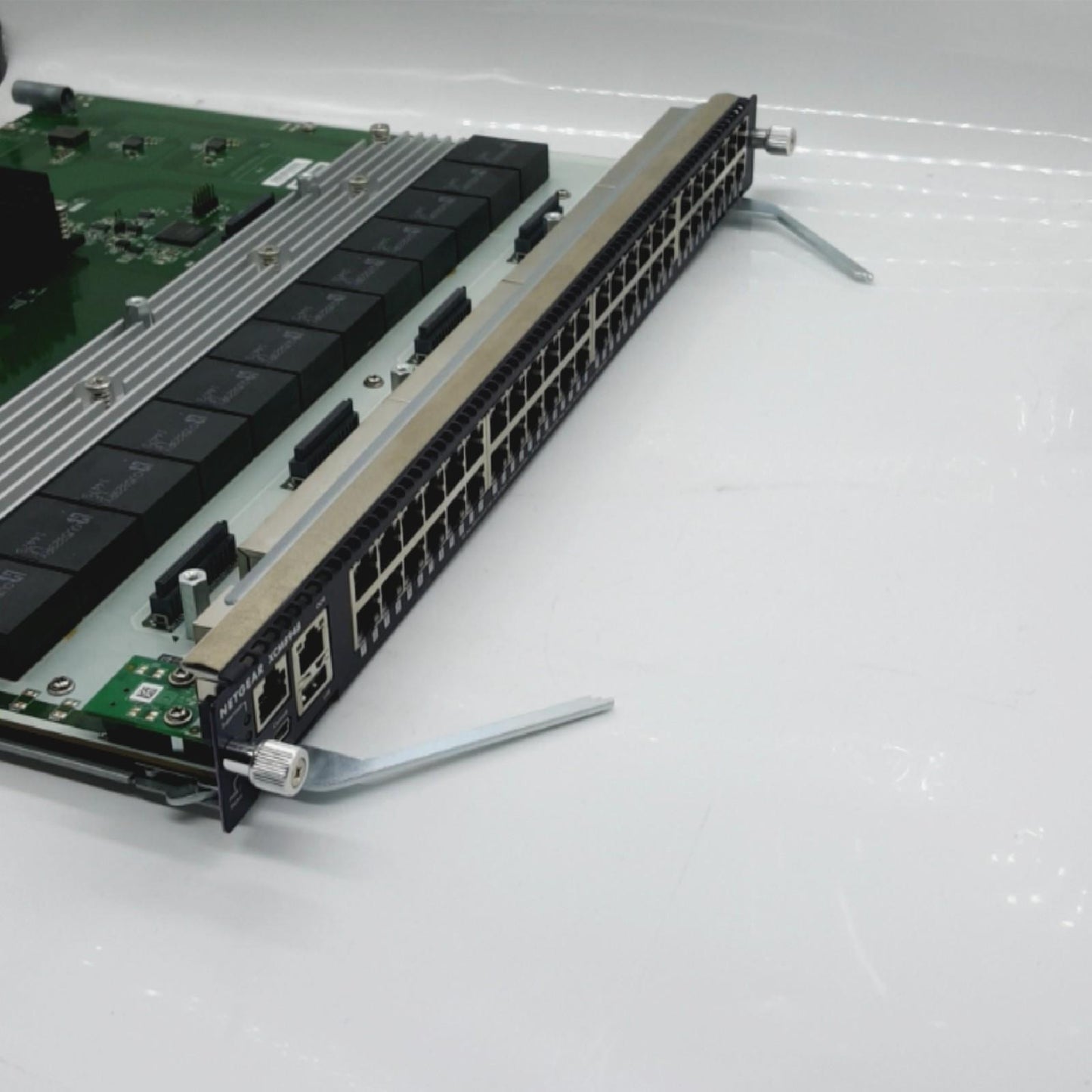 Netgear Switch Netzwerkkomponenten M6100 Reihe Effizienz verbessert schnelle Verbindung
