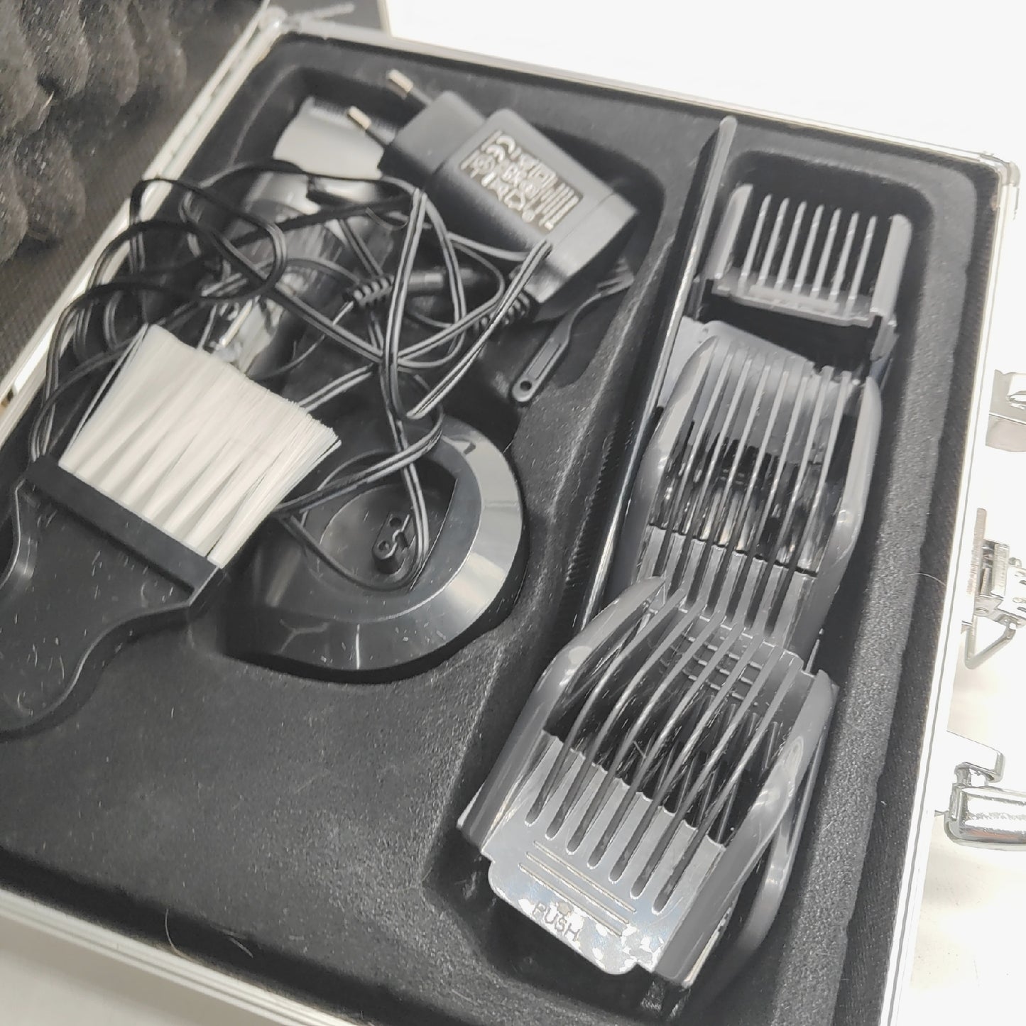 Trimmer Rasierer Haarschneider Braun Remington Philips verschiedene Marken DEFEKT