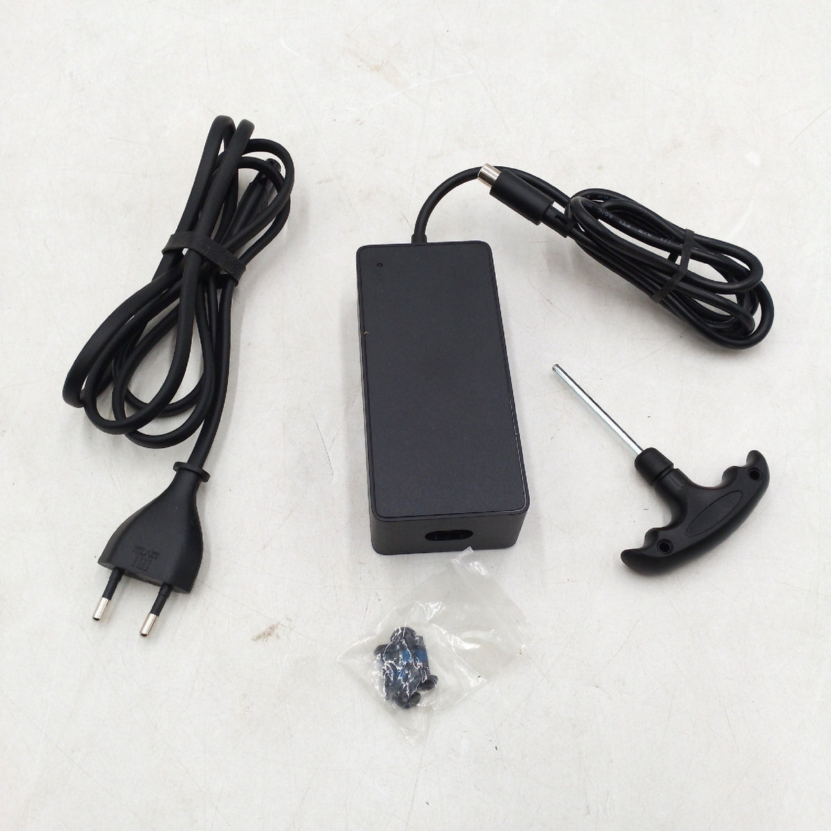 Xiaomi EScooter 5 Elite 70 km Reichweite 25 Prozent Steigung ohne A
