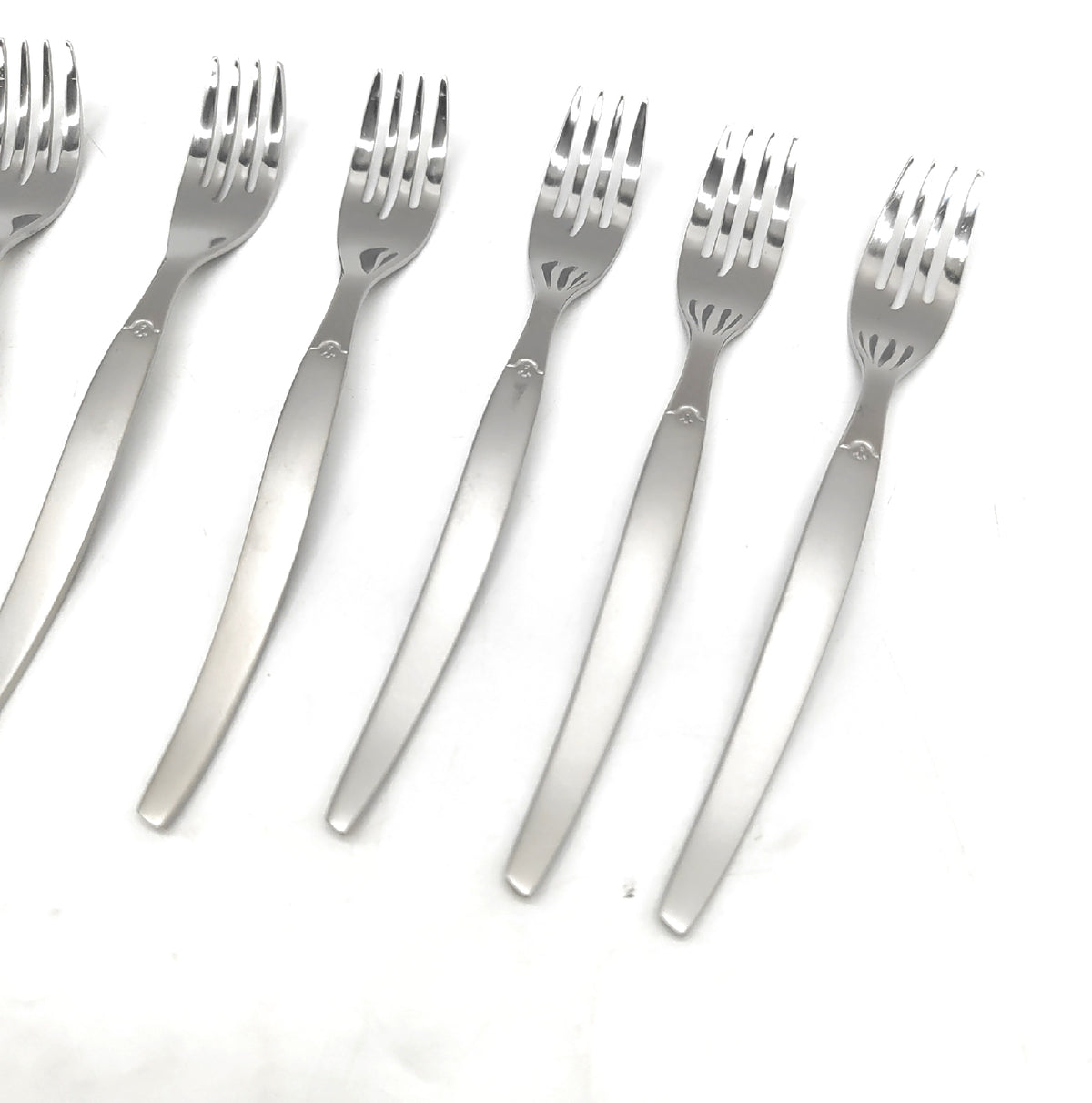 Edelstahl Gabel Besteck Satz aus sechs eleganten Edelstahlgabeln modernes Design Tischdek