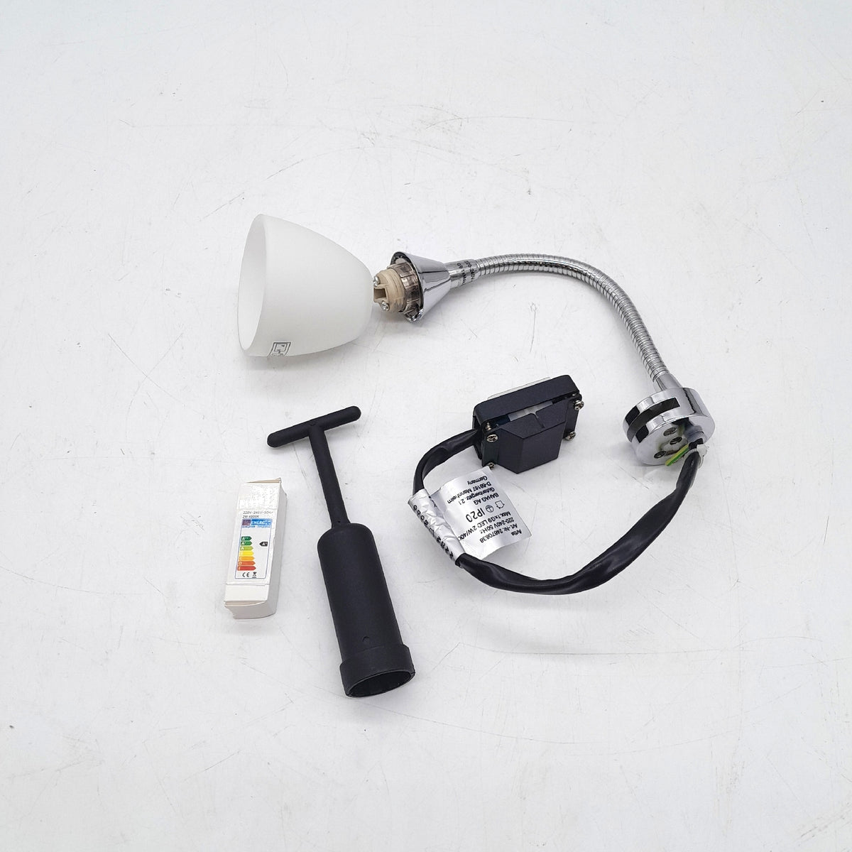 Camargue LED Spiegelleuchte Artia 2 230 V Badezimmerbeleuchtung modernes Ambiente