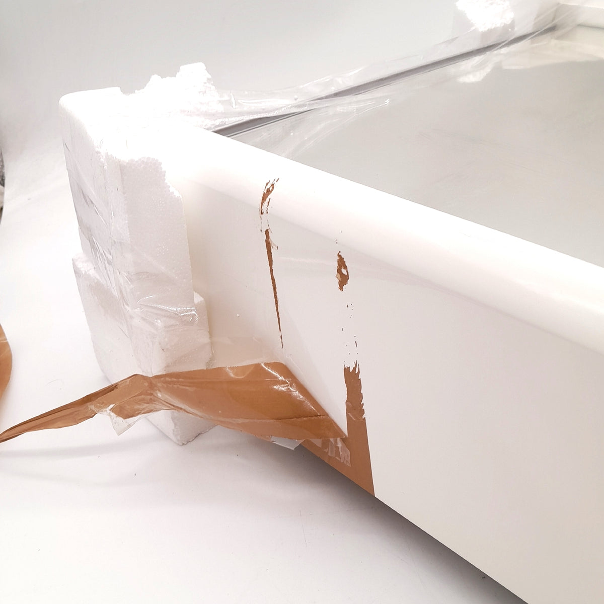 RIVA LED Spiegelschrank Verdal 50 x 68 cm Badmöbel MDF Weiß mit LED Beleuchtung Gebrauchsspuren