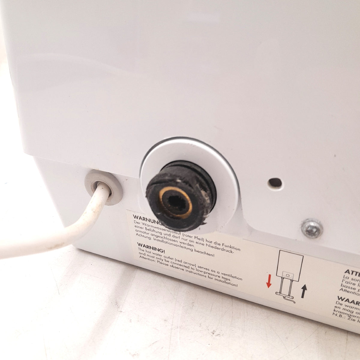 Vaillant Warmwasserspeicher VEN funktionsfaehig Anschluss abgebrochen