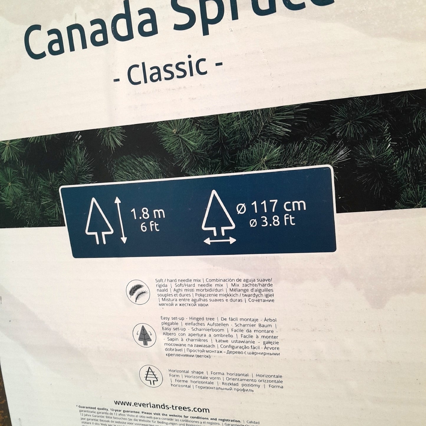 Canada Spruce Künstlicher Weihnachtsbaum Weihnachtsdekoration 18 Meter Höhe Festlich und Realistisch