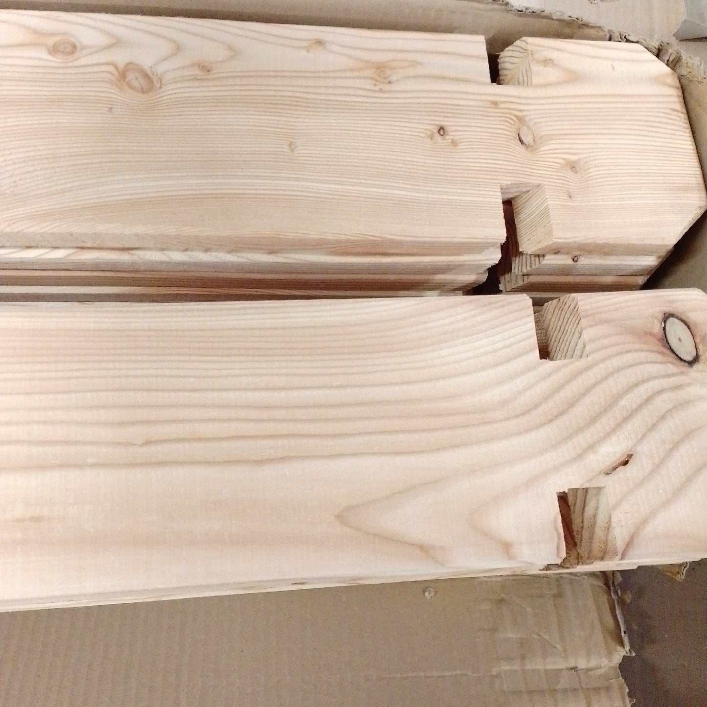 Sandkasten (Durchmesser: 174 cm, Lärche)
