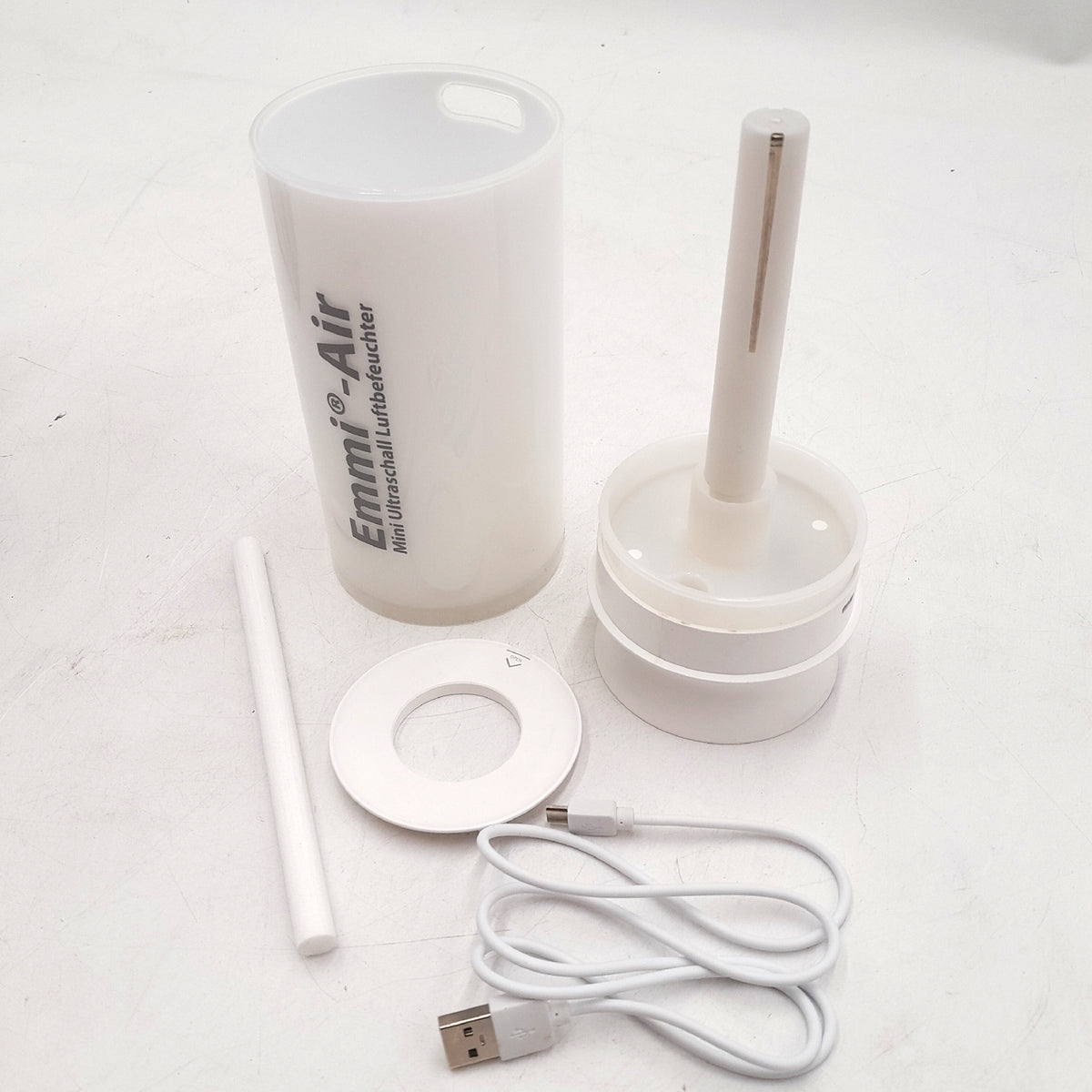 emmi AIR Ultraschall Mini Luftbefeuchter 400 ml ohne Duftring
