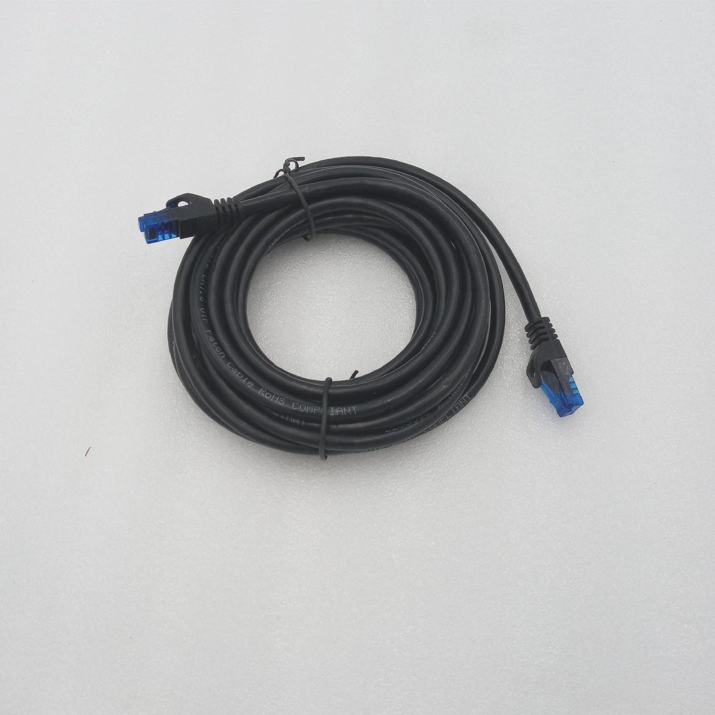 KabelDirekt Netzwerkkabel Ethernet Kabel LAN Patch Kabel 5 Meter Gigabit Geschwindigkeit Router