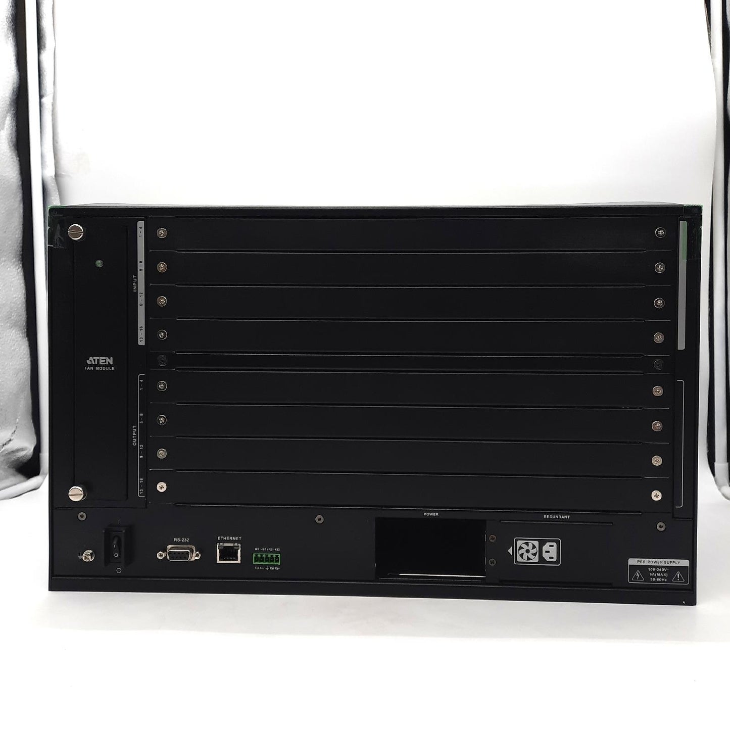 Aten VM1600A Modulare Matrix-Switch 16x16 Audio Video Ausrüstung Konfiguration