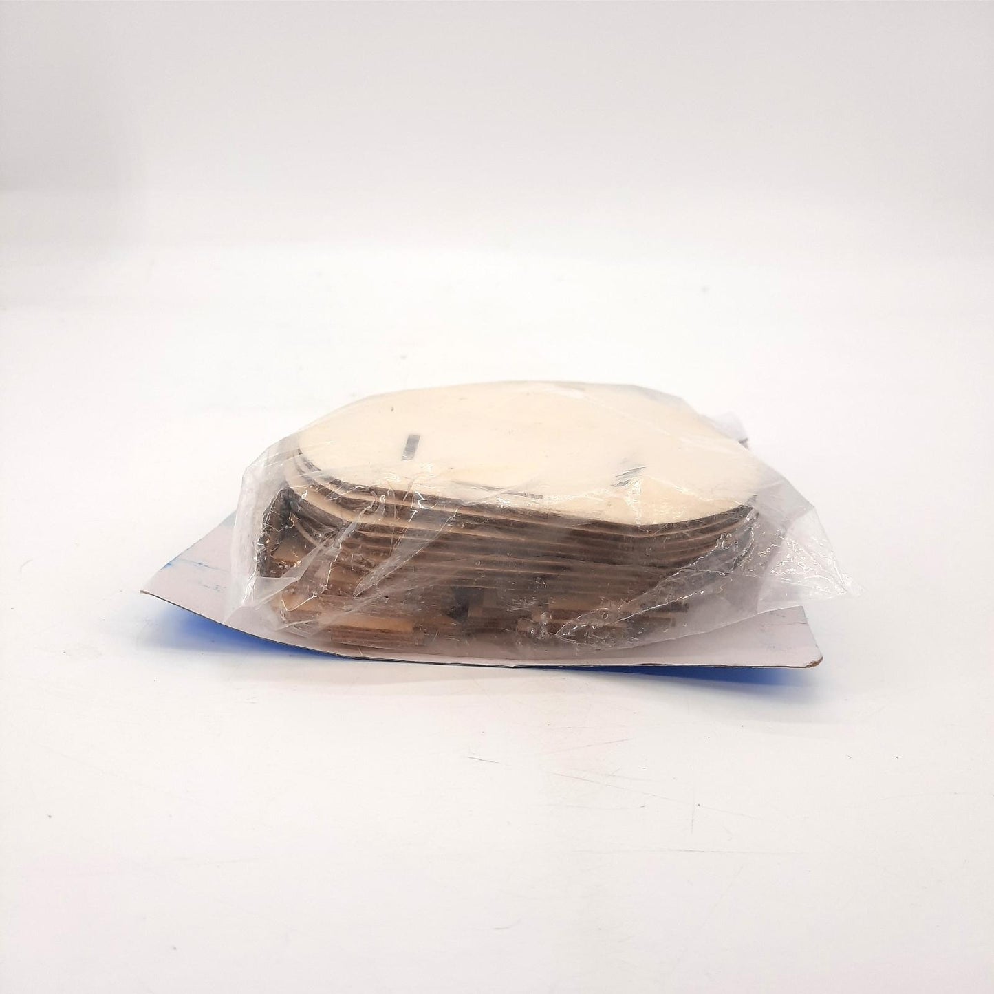 Baker Ross Korb-Bastelsets „Oster“ aus Holz - Bastelset für Kinder (4 Stück), AT444