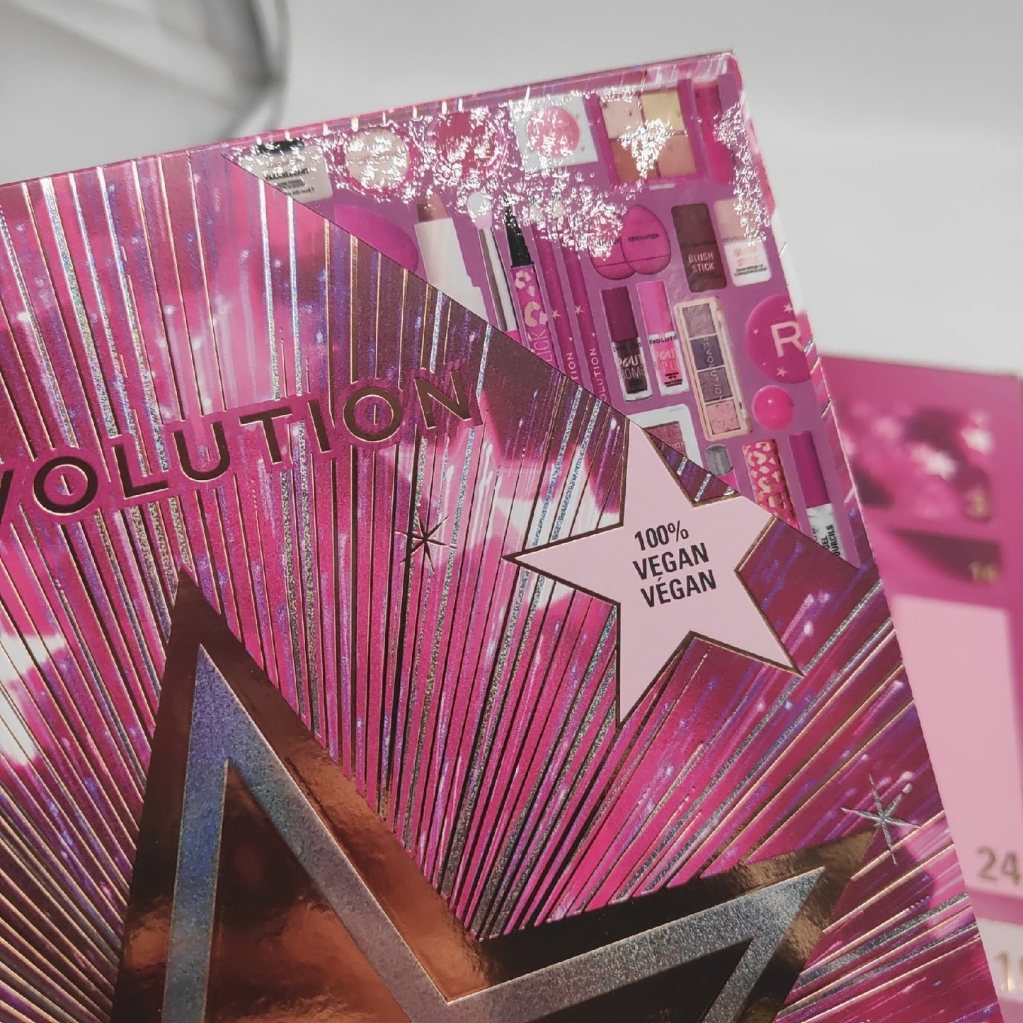 Revolution Make-up-Adventskalender 2025 24 Produkte Gesicht Make-up"