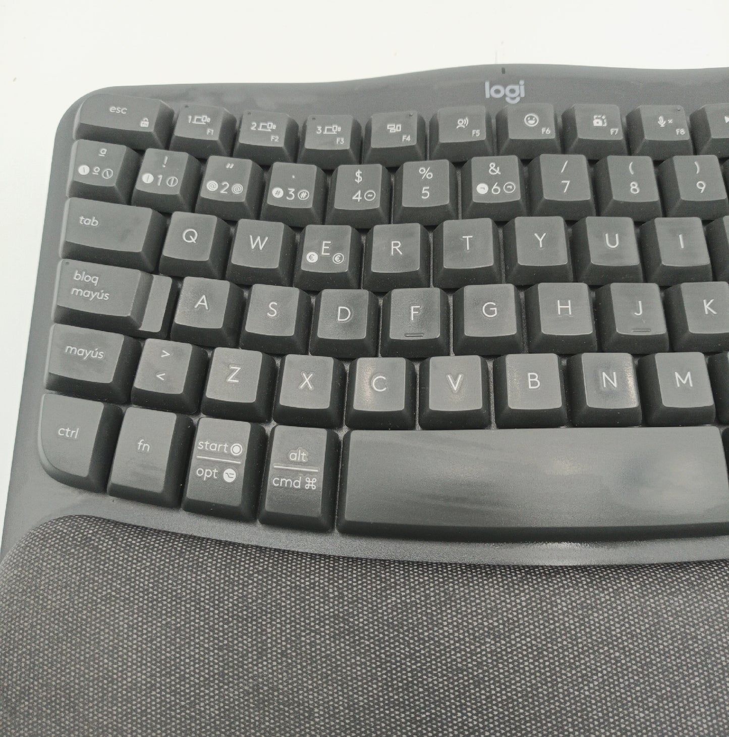 Logitech Tastatur Computerzubehor Wave Keys Kabellose Ergonomische Tastatur Grafit