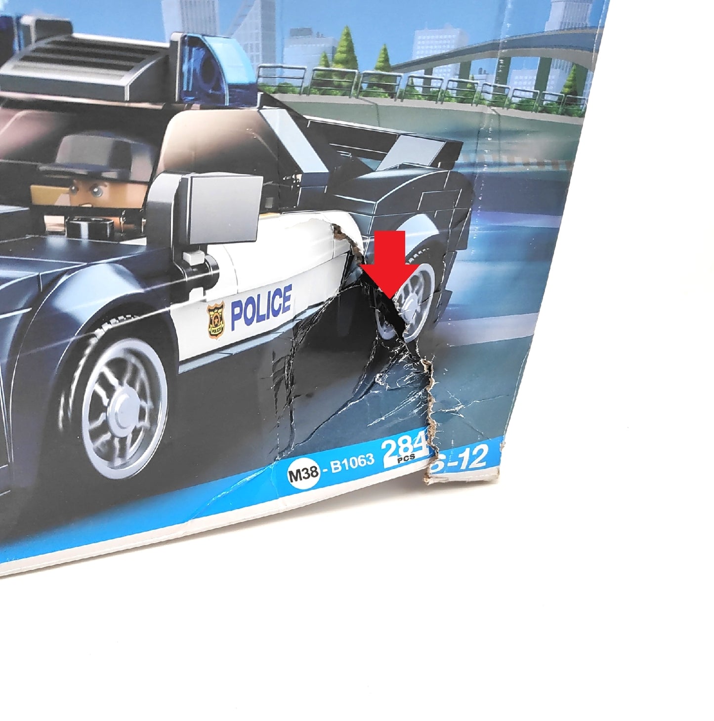 Sluban Spielzeug Auto Polizei Town Police Car 284 Teile Bausatz für Kinder Kit